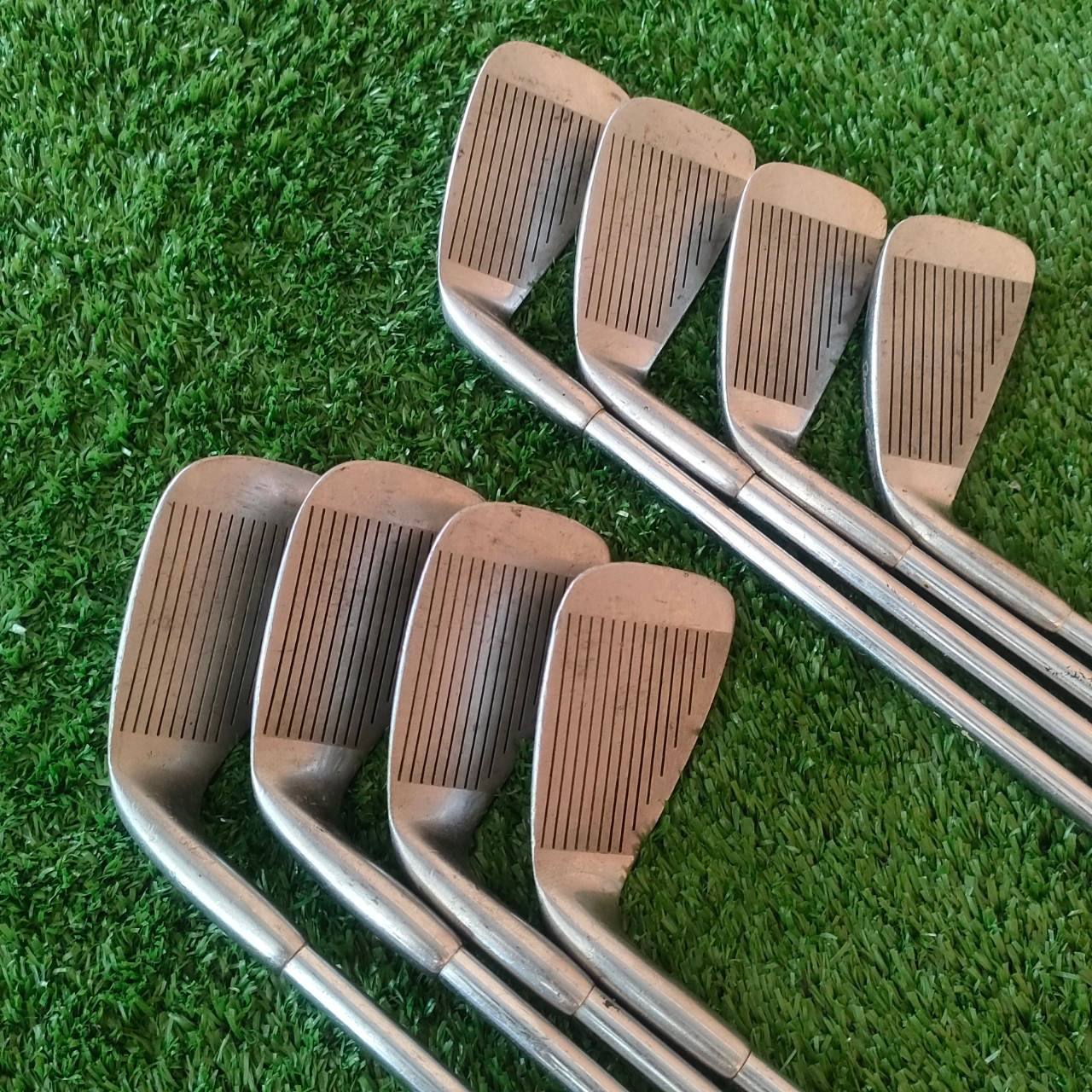 ชุดเหล็ก PNTERNATIOMUOL มีเหล็ก 3-9 เเละ PW ก้าน MODEL R เกล็กคมๆตีมันส์ๆ