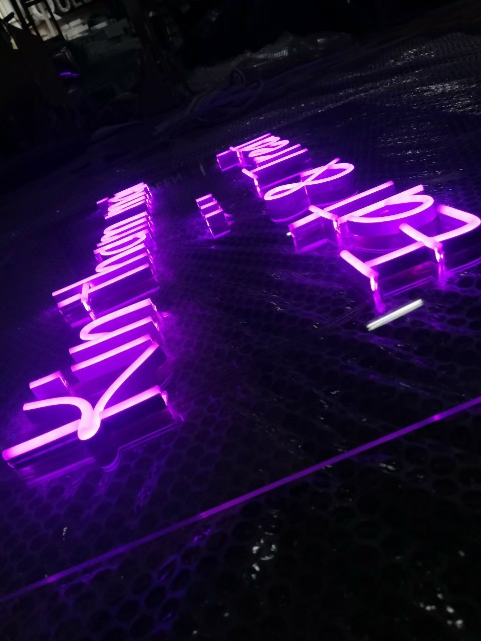 ป้ายไฟนีออน