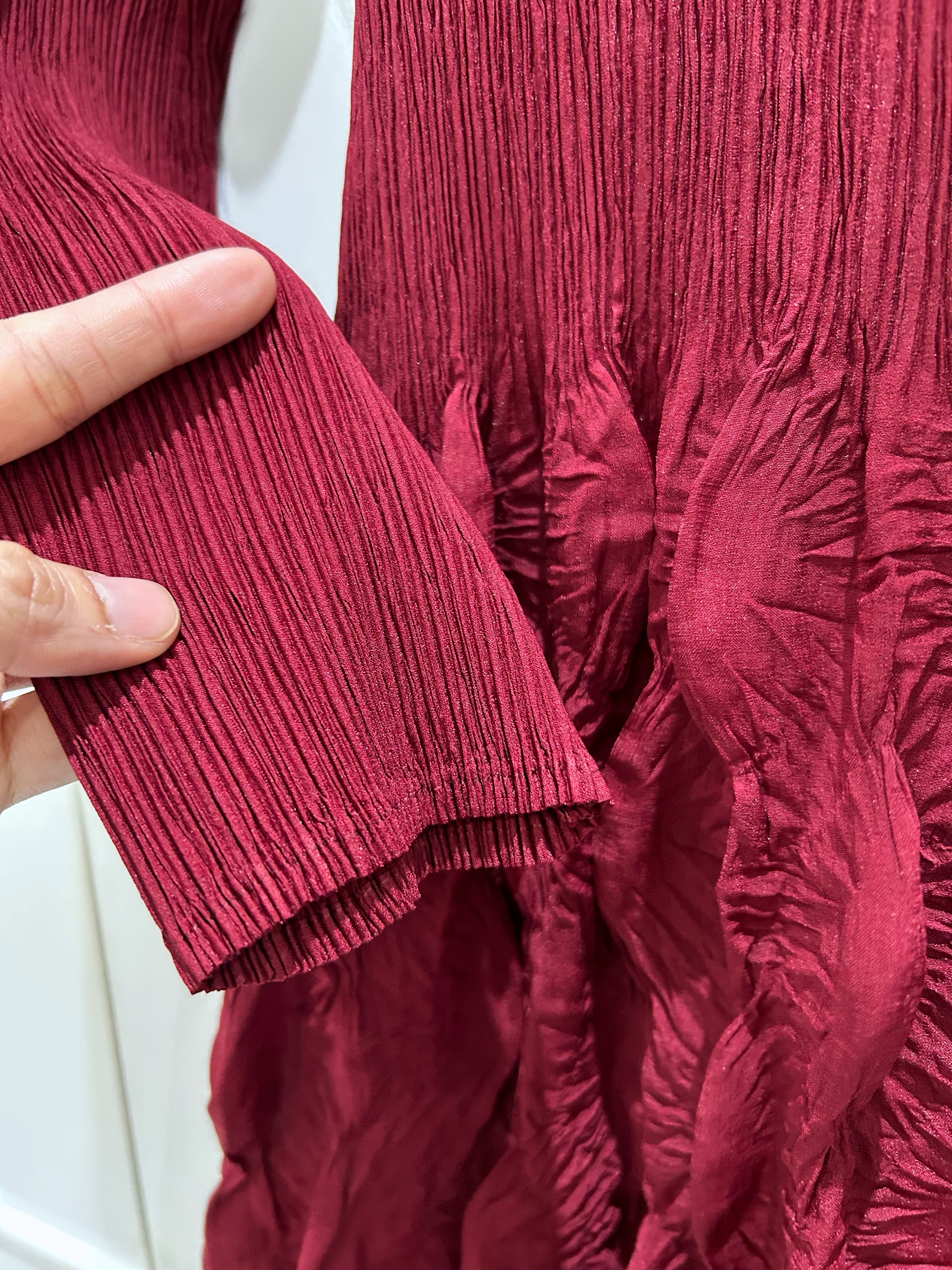 อกถึง 50 ยาว 51 นิ้ว 2MUAY รุ่น GA90089 เดรสอัดพลีทผ้าเนื้อ Matte LONG SLEEVE BUBBLE PLEATED DRESS 5 สี FREE SIZE