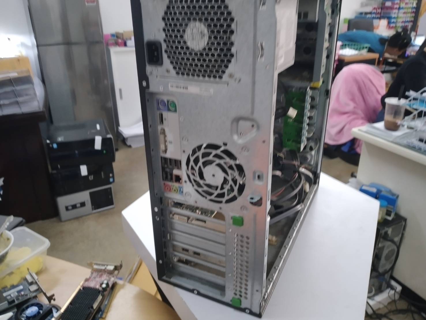 HP Workstation Z200