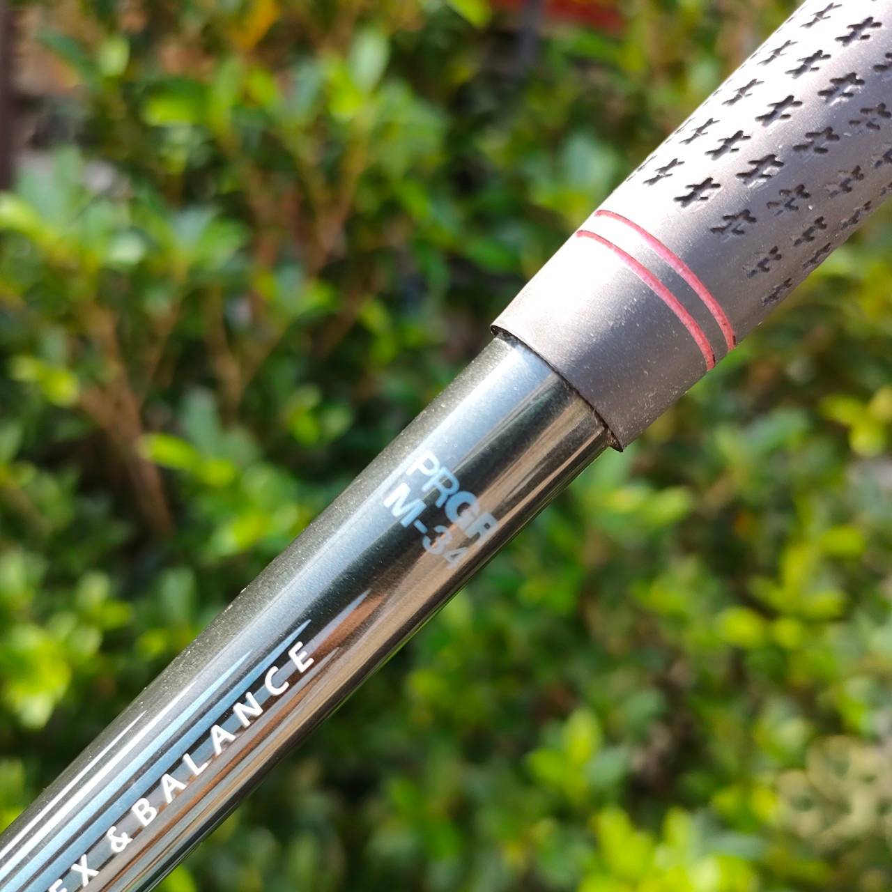 FW4 PRGR 513ER ก้าน OPTIMIZED FLEX BALANCE ระยะเกือบเท่าหัวไม้ 3 แต่องศาเปิดกว่า ทำให้ตีง่ายกว่ามากๆ ตีไกลกว่า FW5 เยอะ พรีเมี่ยมญี่ปุ่นครับ
