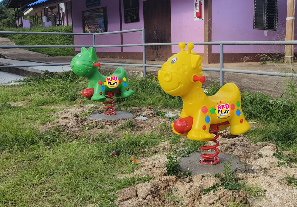 เครื่องเล่นสนามสุดอลังการ Kids zone V, เครื่องเล่นเด็ก สนามกลางแจ้ง สวนสนุก, ของเล่นสนาม สวนสาธารณะ,ครุภัณฑ์สนามเด็กเล่น, สพฐ,โครงการโรงเรียนประชารัฐ เทศบาล ศูนย์พัฒนาเด็กเล็ก