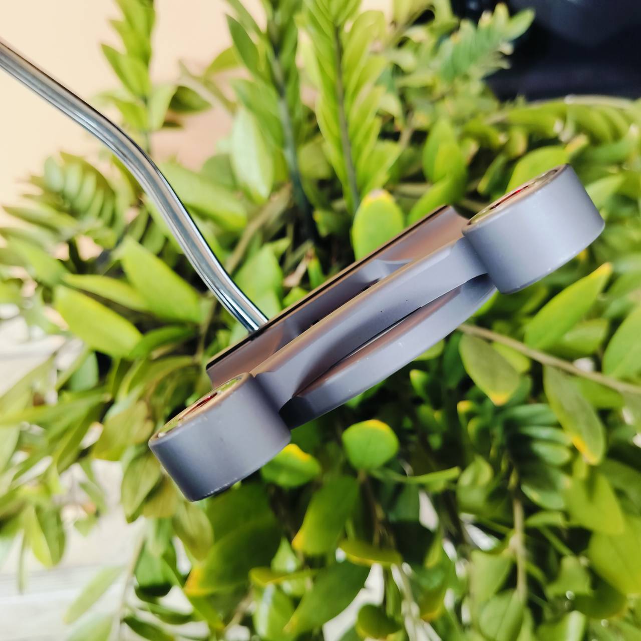 PUTTER SCOTTY CAMERON FUTURA X ความยาว 34 นิ้ว สุดยอดความบล๊านซ์อย่างอัศจรรย์ การวางน้ำหนักที่พิเศษ พัตต์ตรงอย่างมาก ไม้กอล์ฟพรีเมี่ยมมือสอง ของแท้ By NakaraLuxurious