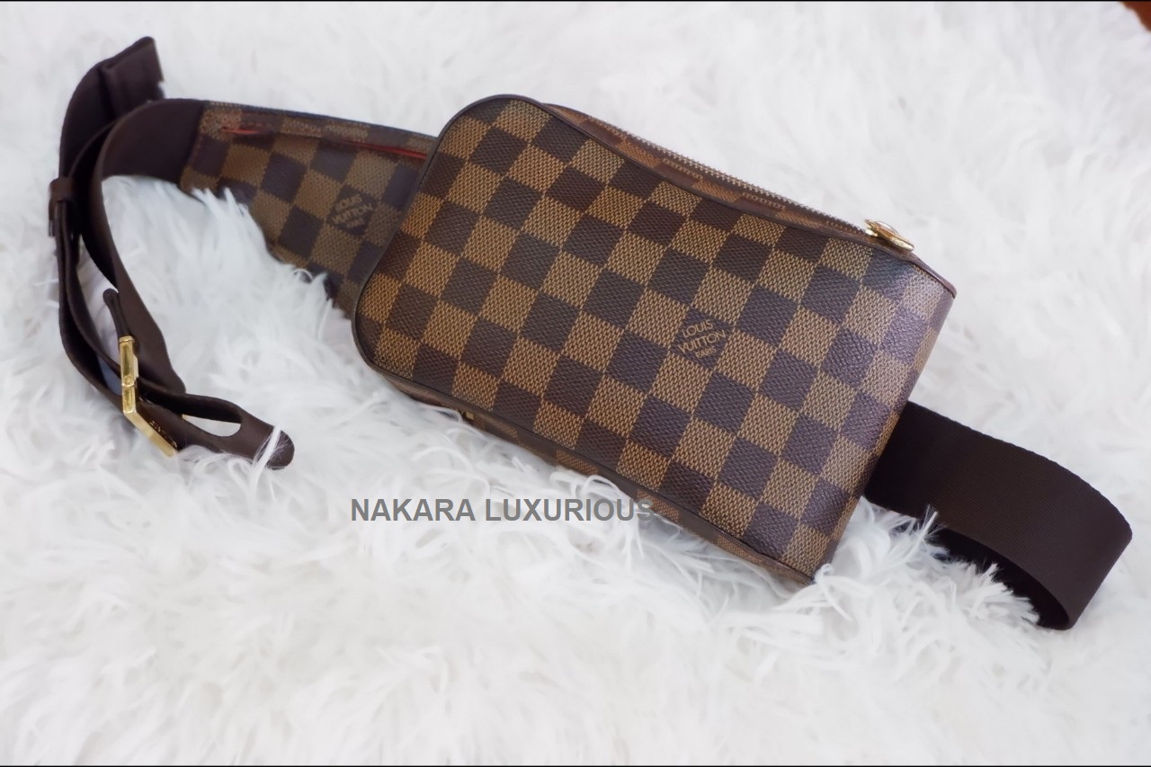 NAKARA LUXURIOUS USED LOUIS GERONIMOS DAMIER ปี05 คาดอก ของแท้ 100%