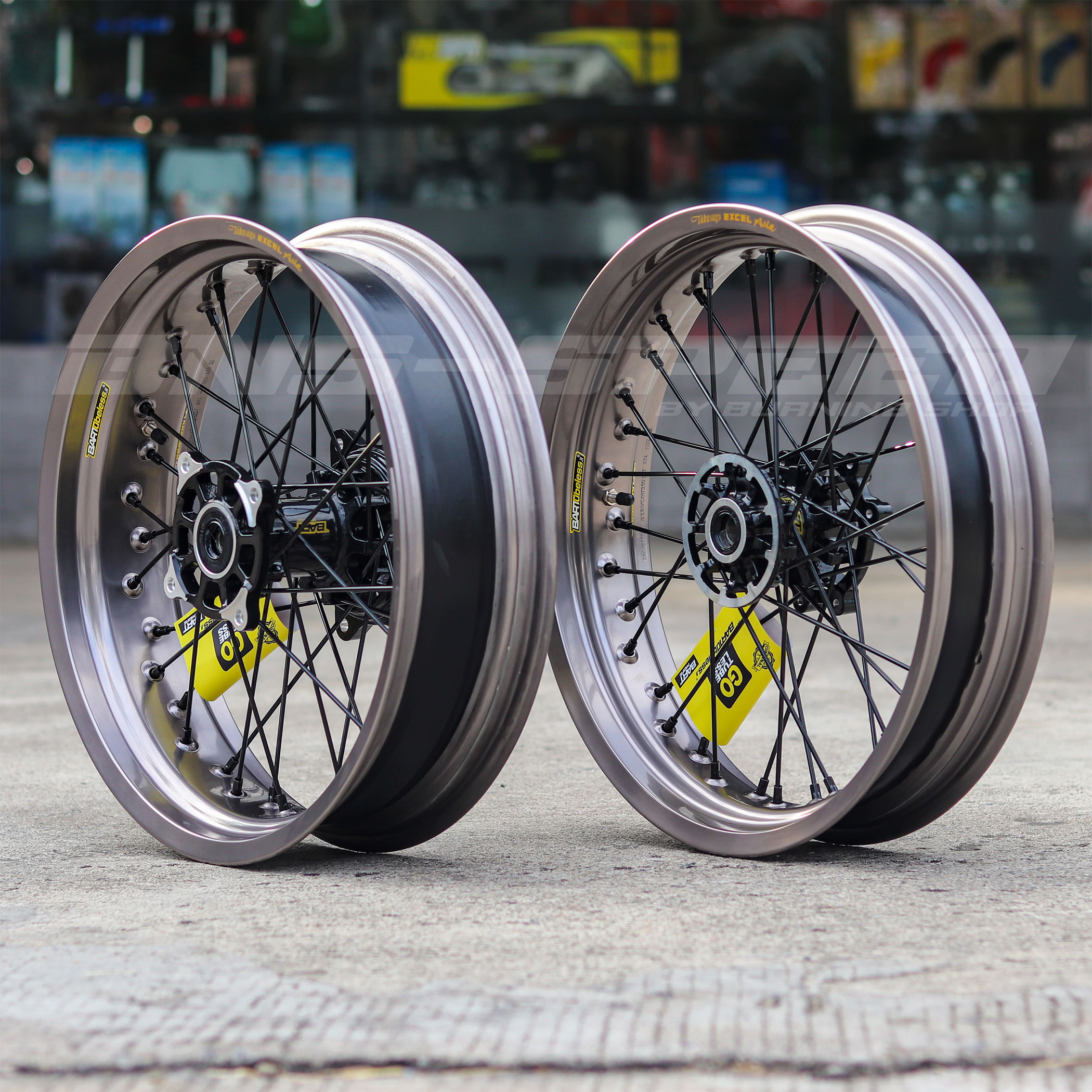 ชุดล้อโมตาด Bartubeless CRF250/300L M RALLY สีเทา
