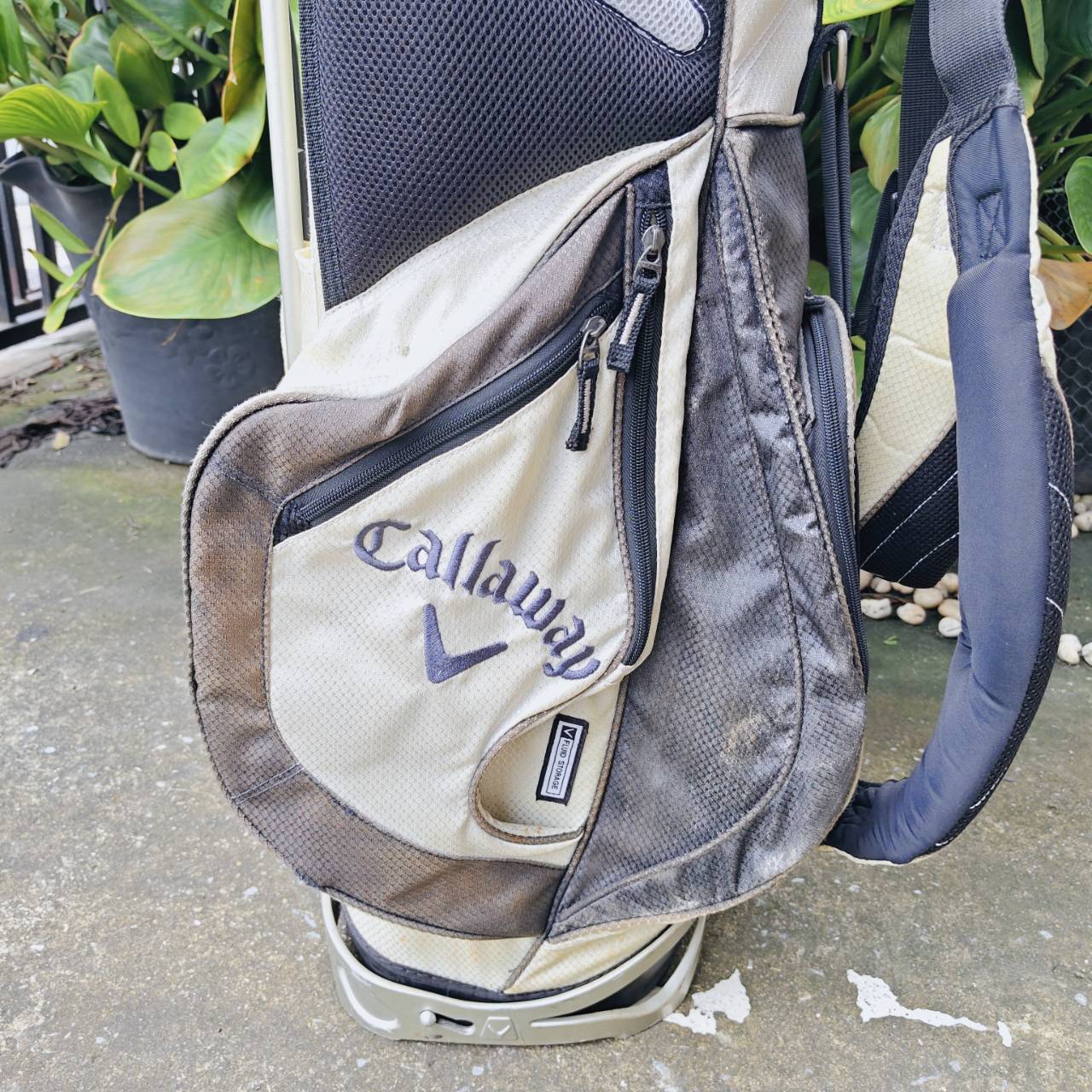 ถุงกอล์ฟ Callaway มือสอง ของแท้ เป็นแบบขาตั้ง