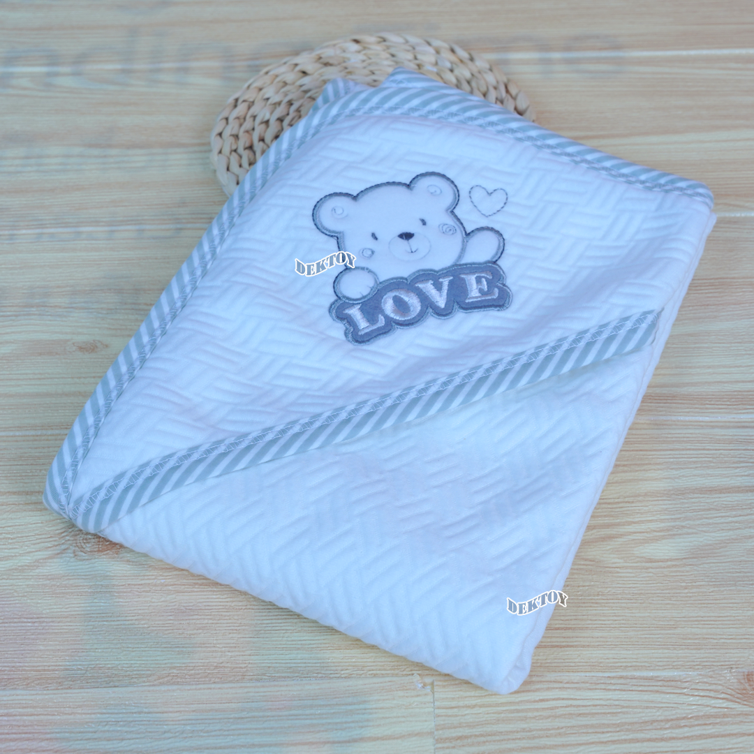 First Wear ผ้าห่อตัวเด็กทารก แบบสำเร็จรูป ผ้าแซนวิช ไซส์ 72x89 ซม.