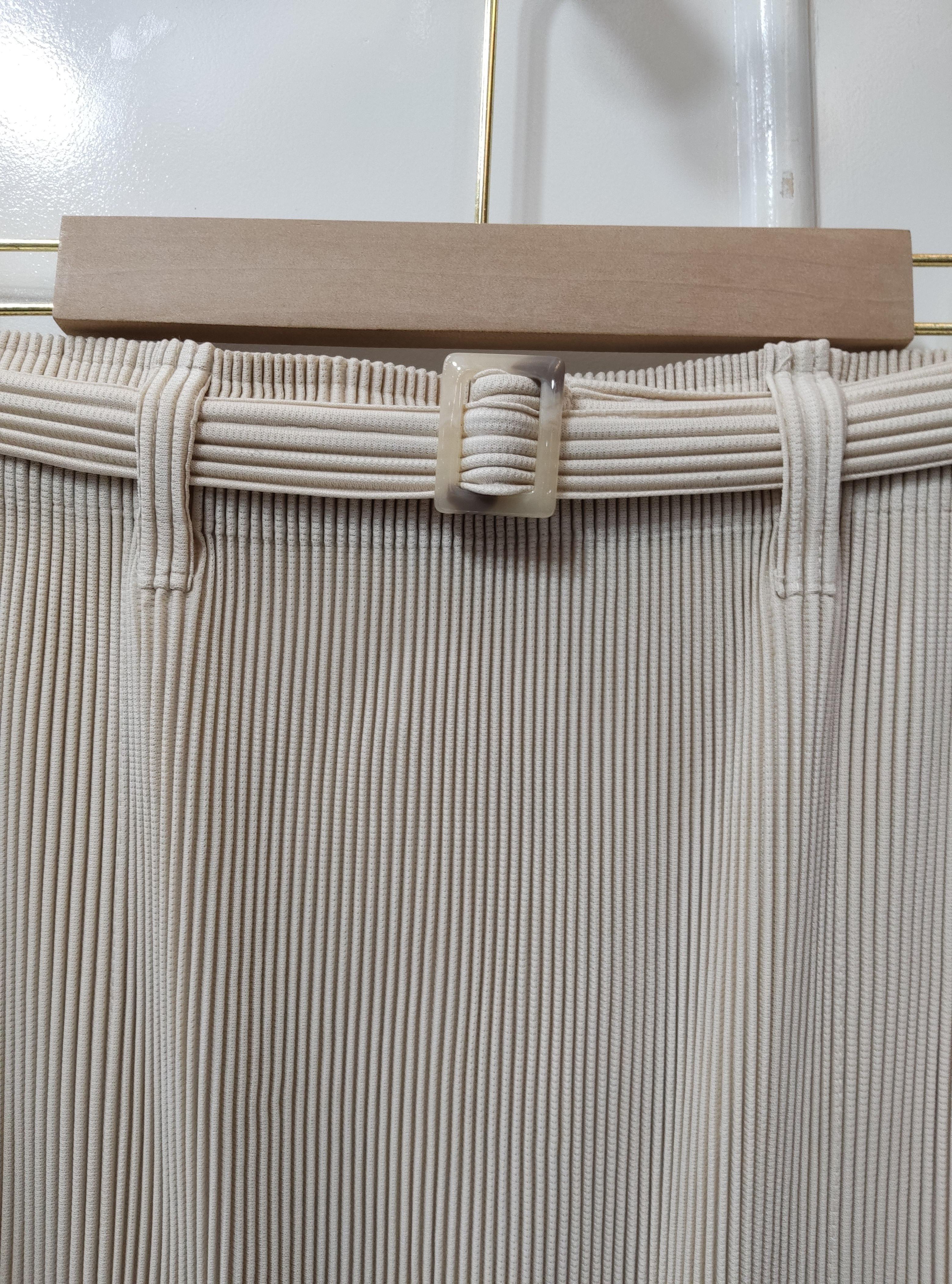 2MUAY รุ่น GJO2041P กระโปรงอัดพลีท THICK PENCIL PLEATED SKIRT 4 สี FREE SIZE