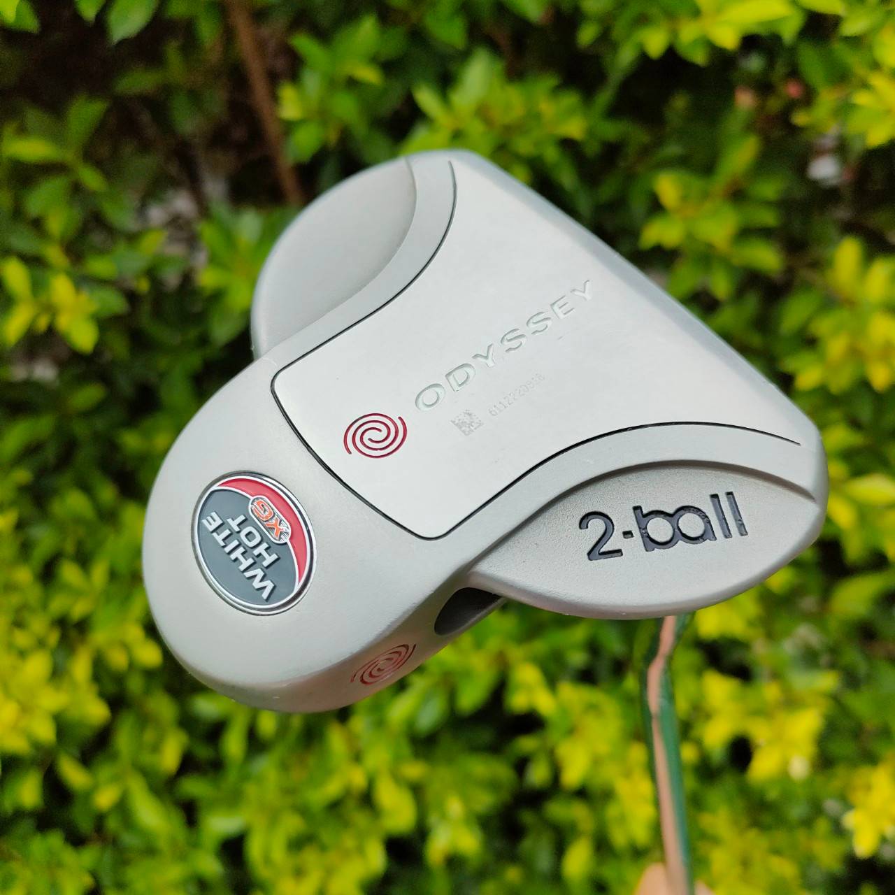 PUTTER ODYSSEY 2-BALL WHITE HOT XG ความยาว 34 นิ้ว สภาพสวยเดิมๆทุกอย่าง สติ๊กเกอร์ที่ก้านอยู่ครบ COVER เดิม ไม้กอล์ฟมือสอง ของแท้ BY NakaraLuxurious
