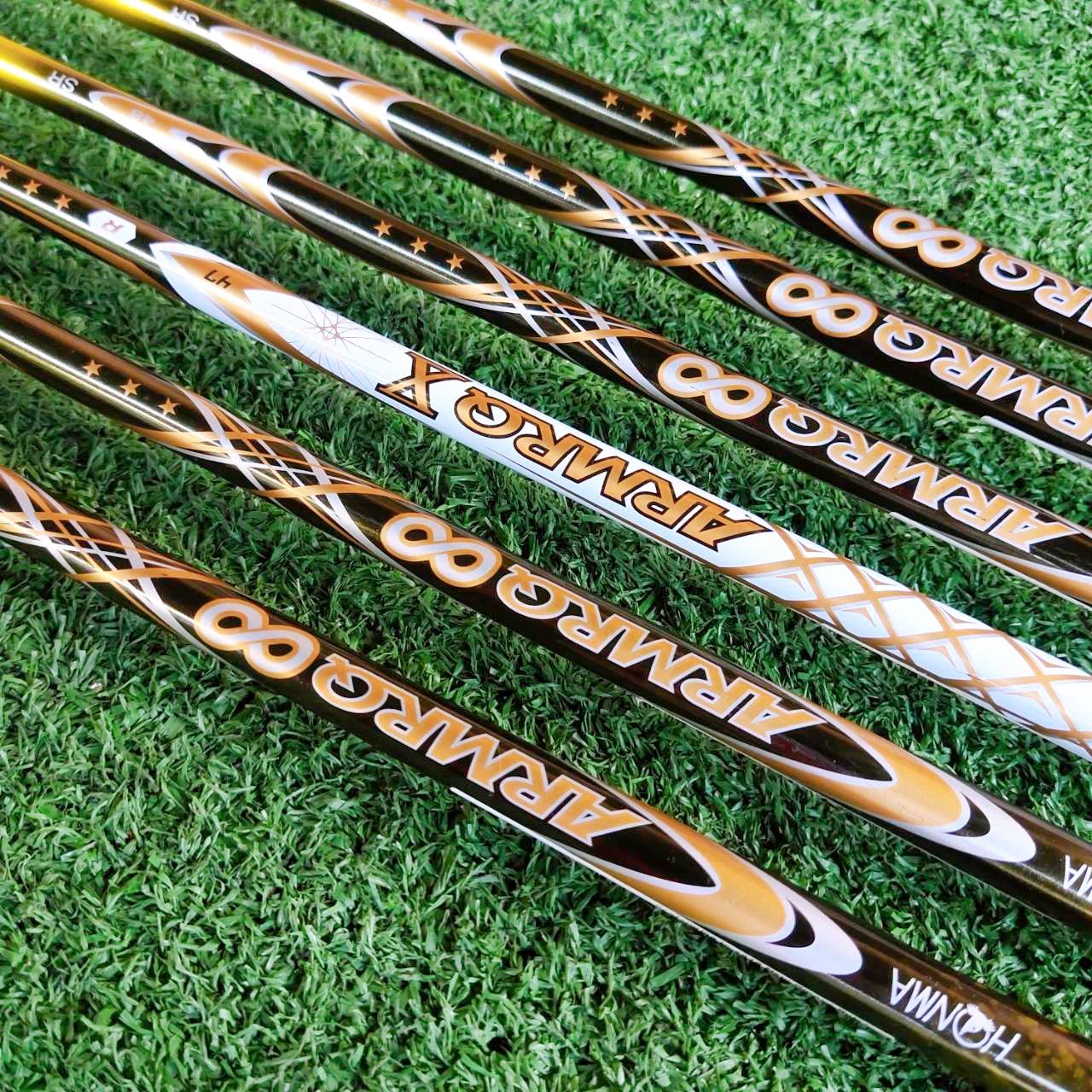 ชุดเหล็ก Honma Beres IS-05 Forged *** ก้าน 3 ดาว *** ARMRQ ∞ FLEX SR เป็นสุดยอดก้านจาก TORAYCA ดีที่สุดในโลก ก้าน 3 ดาว ปกติราคาชุดนี้ 120,000 บาทค่ะ ไม้กอล์ฟพรีเมี่ยมญี่ปุ่นมือสอง ของแท้ By NakaraLuxurious