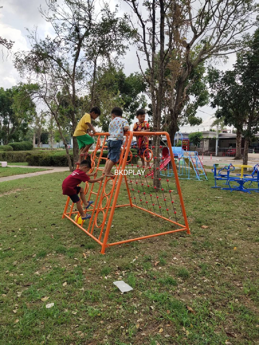 ขายดี มีหลายสี ปีนป่ายรวม บาร์โหน, เครื่องเล่นสนาม, เพิ่มความสูง, ออกกำลังกายเด็ก,พร้อมส่ง