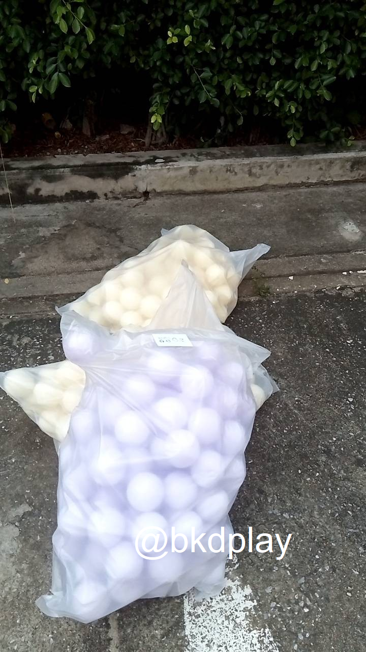 ลูกบอลพาสเทลสีอ่อน ลูกบอลบ่อบอล 7.5 ซม. ลูกบอลเลือกสีได้ สีละ100 ลูก ลูกบอลบ้านบอล ลูกบอลพลาสติกหนา ทนทาน สีสดสวย ผลิตในไทย ของเล่น พร้อมส่ง