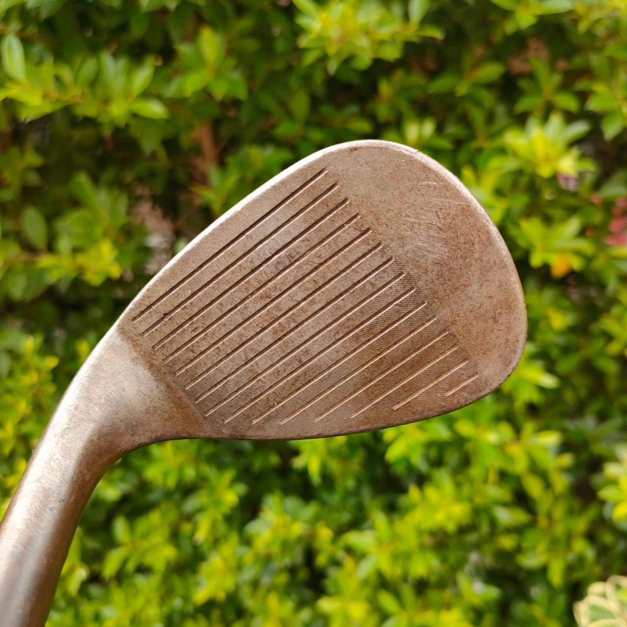 WEDGE TITLEIST VOKEY DESIGN องศา 56 เบาท์ 10 SPIN MILLED สุดยอดหน้าตะไบ คมจัดๆ รุ่นสนิม OIL CAN สุดนุ่ม!! ไม้กอล์ฟมือสอง ของแท้ BY NakaraLuxurious