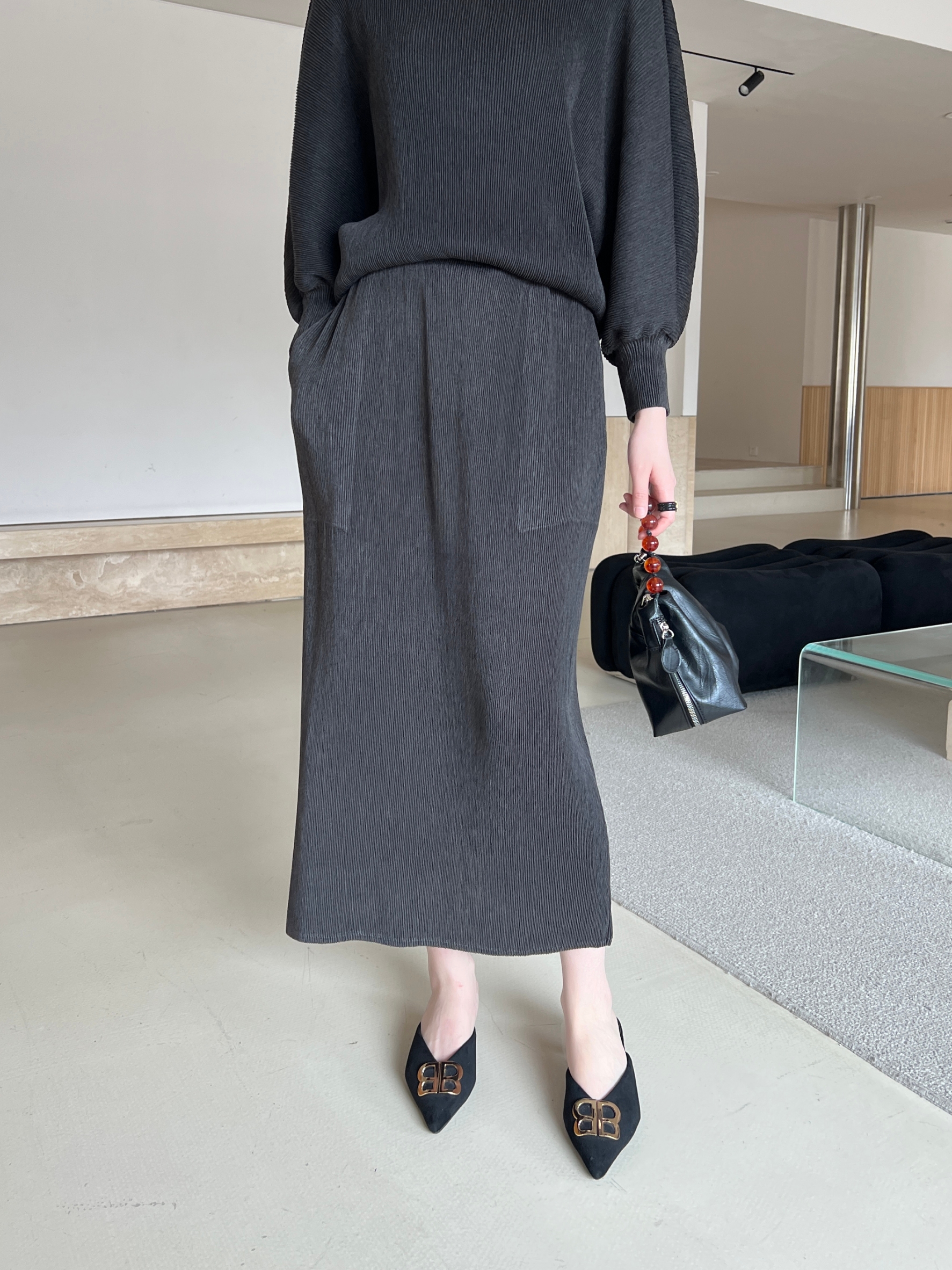 ปรับราคาลง20%!! ยาว 33.5นิ้ว! 2MUAY รุ่น GJO1847 กระโปรงพลีทคุณภาพ PENCIL KNIT PLEATED SKIRT 7 สี FREE SIZE