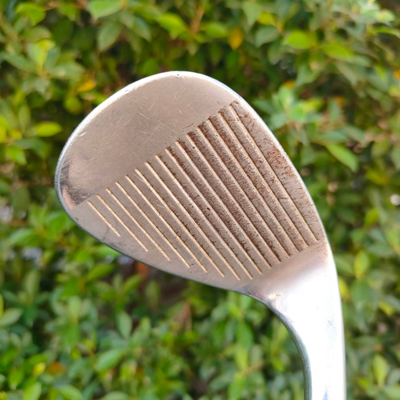 ** ไม้กอล์ฟสำหรับท่านที่ถนัดซ้าย ** WEDGE CLEVELAND REG.588 องศา 56 ก้าน KBS TOUR C-TAPER FLEX S 588 เป็นรุ่นต้นตำหรับที่สร้างชื่อให้ Cleveland ไม้กอล์ฟพรีเมี่ยมมือสอง By NakaraLuxurious