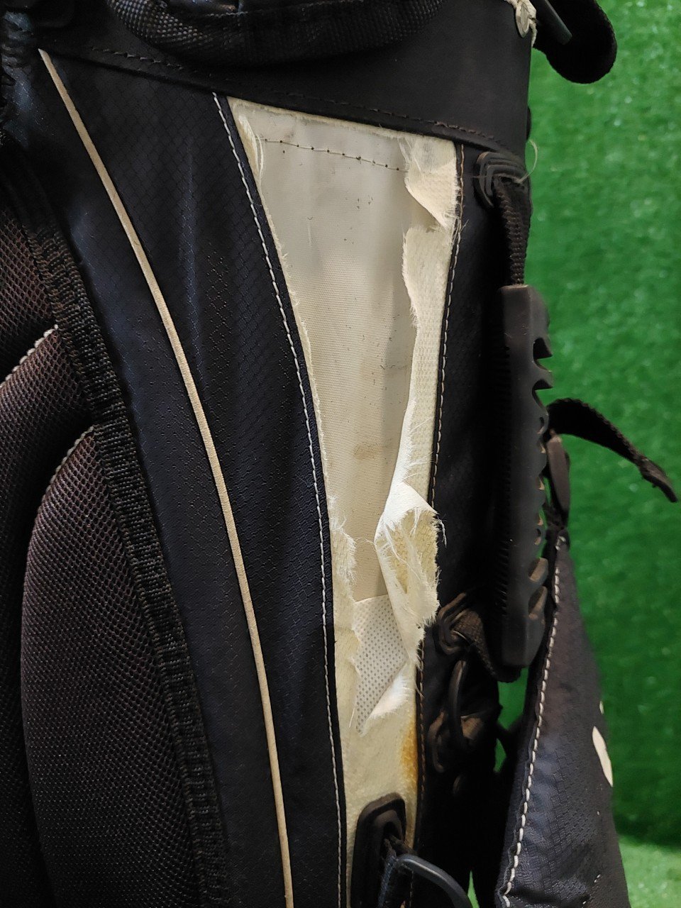 ถุงกอล์ฟขาตั้ง Taylormade