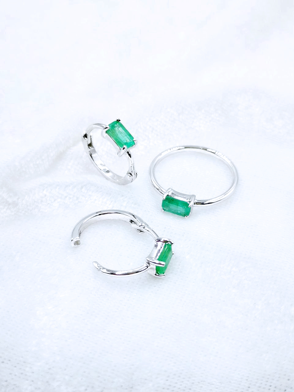 #แหวนเงิน#แหวนเงินแท้#เงินแท้#เงิน#แหวนเงินฝังพลอย#แหวนเงิน925#เงิน925#แหวนเงินแท้ฝังพลอยแท้#แหวนเงินทำมือ#แหวนเงินขึ้นมือ#แหวนสวยๆ#แหวนเก๋ๆ#แหวนเรียบๆ#แหวนหรูหรา#แหวนน่ารักๆ#แหวนพิเศษ#แหวนทำมือ#แหวนขึ้นมือ#จิวเวลรี่ขึ้นมือ#เครื่องประดับทำมือ#จิวเวลรี่ทำมือ#เครื่องประดับขึ้นมือ #แหวนแถว#แหวนเม็ดเดี่ยว#แหวนง่ายๆ#แหวนมินิมอล#แหวนอลังๆ #แหวนล้อมเพชร#เขียว#เขียวมรกต#พลอยมรกต#มรกต#มรกตแท้#พลอยมรกตแท้#มรกตสวยๆ#พลอยเขียวมรกต#แหวนมรกต#แหวนพลอยมรกต#แหวนมรกตแท้#แหวนพลอยมรกตแท้#แหวนพลอยสีเขียว#แหวนมรกตสวยๆ#พลอยทรกตสวยๆ#แหวนฝังพลอยมรกต#พลอยเขียวอ่อน#พลอยสีเขียวอ่อน#พลอยแท้#พลอยสีเขียว#แหวนมรกตเม็ดเดี่ยว#แหวนมรกตมินิมอล#แหวนมรกตเก๋ๆ