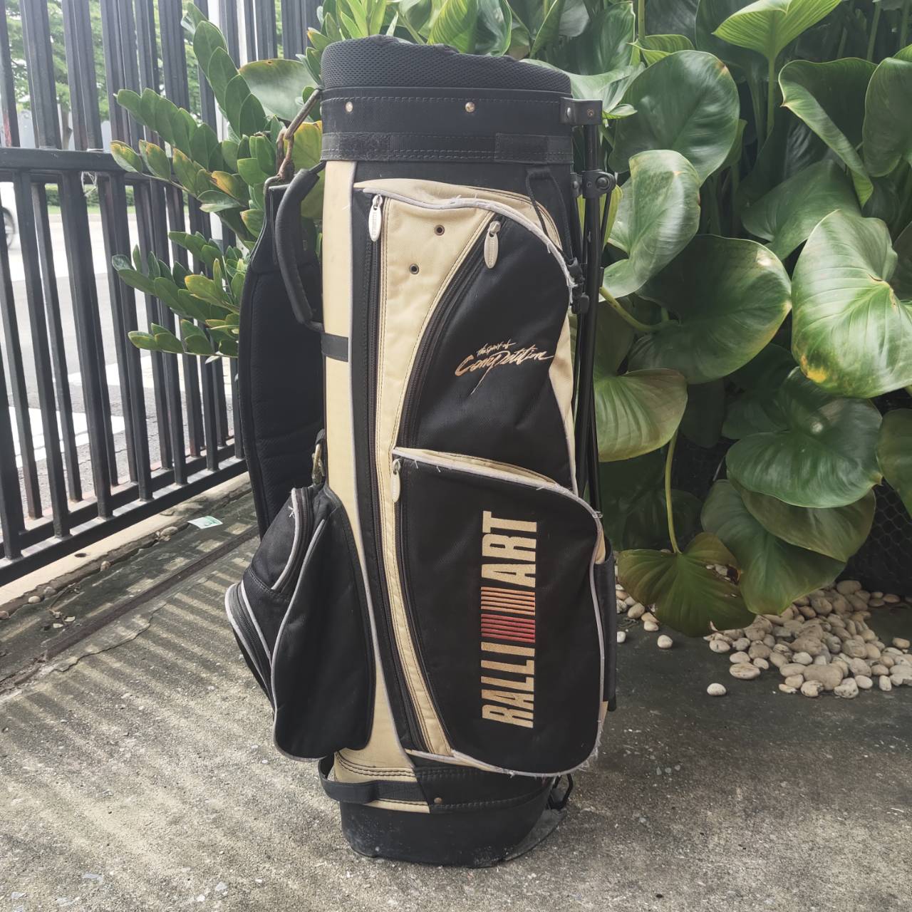 ถุงกอล์ฟ RALLIART มือสอง ของแท้ ถุงขาตั้ง หายาก แท่มากๆเลยค่ะ