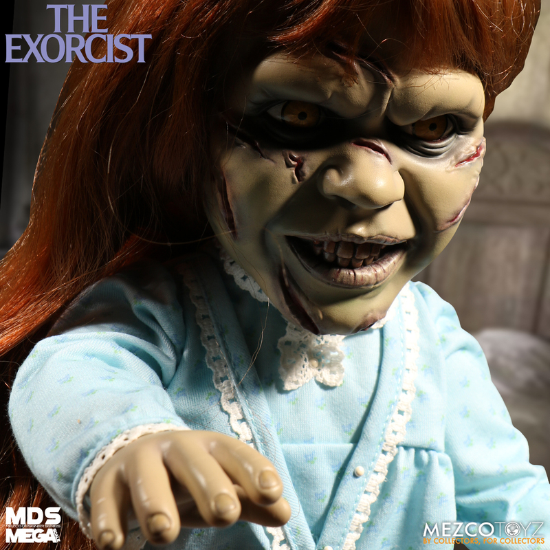 [สั่งจอง] Mezco Toys MDS MEGA SCALE 15" : Exorcist with Sound Feature