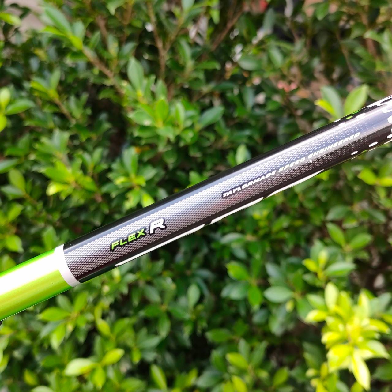 ชุดเหล็ก TAYLORMADE RBZ มีเหล็ก 4- 9 PW AW SW ชุด 9 ชิ้น ก้าน TAYLORMADE RBZ FLEX R เหล็กตีง่ายตีไกลและตีมันส์มาก