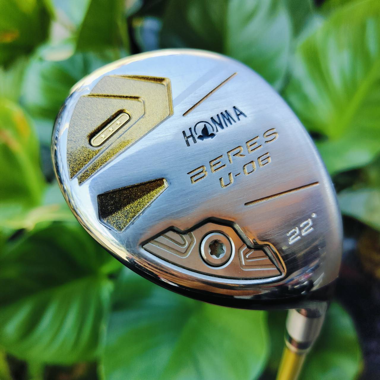 *** ก้าน 3 ดาว *** Honma Beres U-06 ตัว TOP ก้าน ARMRQ X 3 ดาว FLEX S ก้านถัก 10 ชั้น จากTORAYCA สุดยอดของไฮยริดพรีเมี่ยมญี่ปุ่น ไม้กอล์ฟพรีเมี่ยมมือสอง ของแท้ By NakaraLuxurious