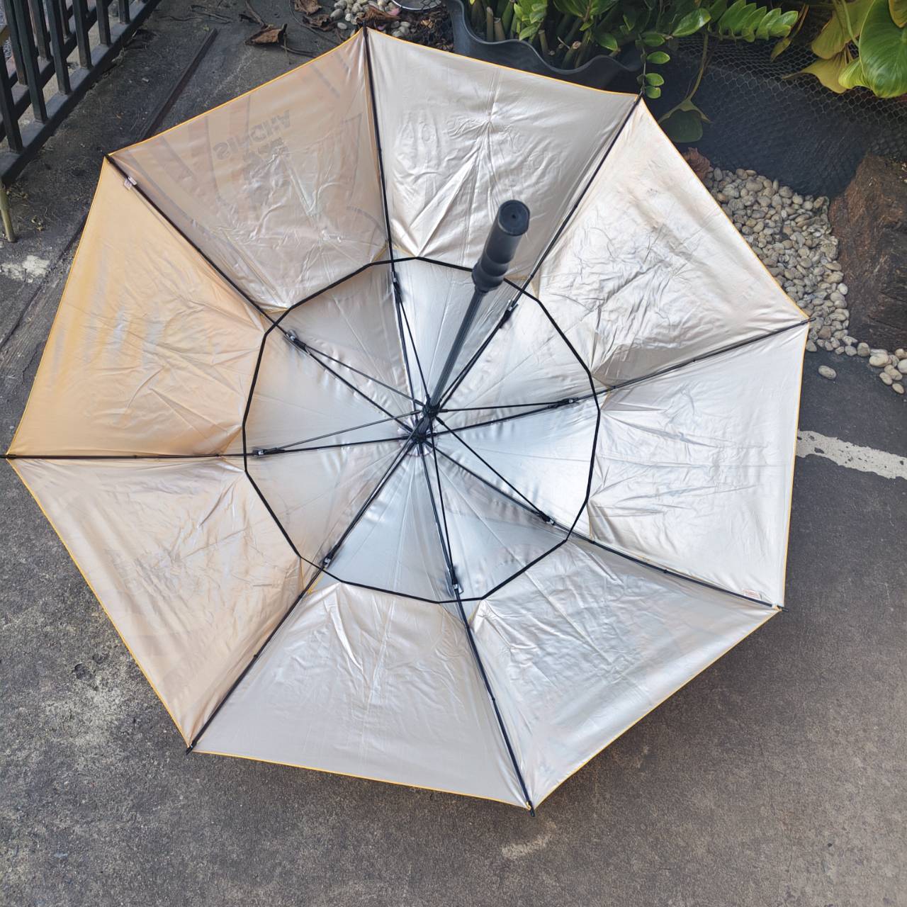 ร่มกอล์ฟสิงห์ มือสอง! ขนาดใหญ่มาก และเป็นสองชั้น ภายในบุกัน UV อย่างดีมากๆ