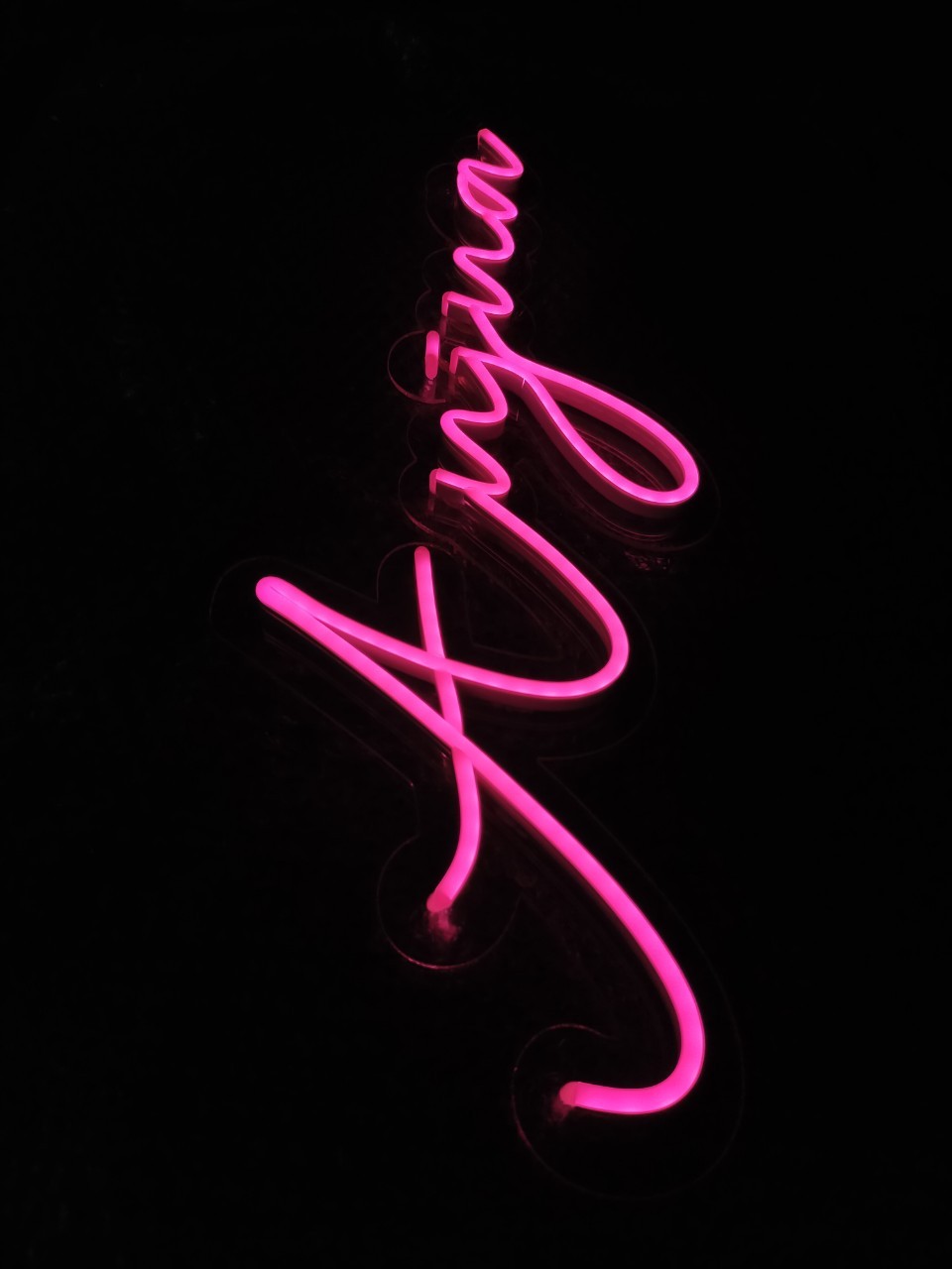 ไฟนีออน เฟค