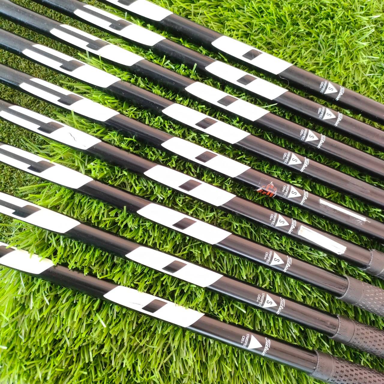 ชุดเหล็ก TITLELIST OVERSIZE DCI มีเหล็ก 3-9 PW SW ได้ทั้งหมด 9 ชิ้น ก้าน TITLELIST TRISPEC OS+ FLEX S ใบใหญ่ตีง่าย รุ่นดังมากๆของ Titleist