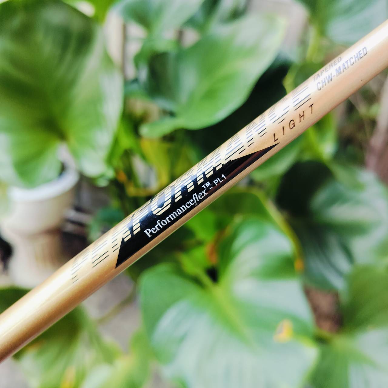 FW3 USKG CHAMPIONSHIP SERIES STAINLESS PERFORMANCE LIGHT ความยาว 41 นิ้ว สำหรับช่วงอายุ 9-11 ก้าน PERFORMANCE มีทองแดงผสม เพื่อทำบล๊านซ์ และดึง CG ให้ต่ำลง ดีที่สุดสำหรับๆน้องๆนักกอล์ฟเยาชน