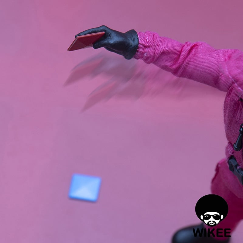 [สั่งจอง]Wikee Toys WKT01 1/12 : Red Suit Game Guard