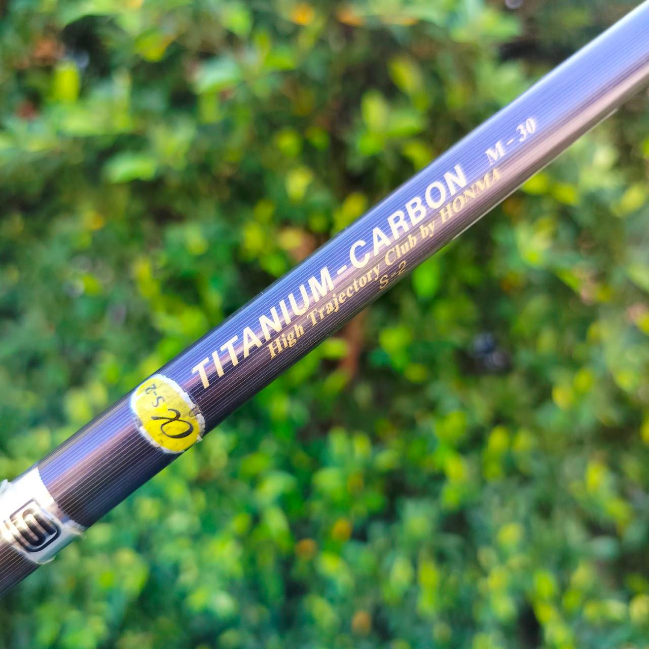 FW HONMA BIG-LB α ก้าน TITANIUM CARBON M-30 FLEX S-2 FLEX ไม่แข็งนะครับ S-2 จริงๆก็คือ R ครับ เป็นก้านไทเทเนี่ยมคุณภาพสูง ไม้กอล์ฟมือสอง ของแท้ BY NakaraLuxurious