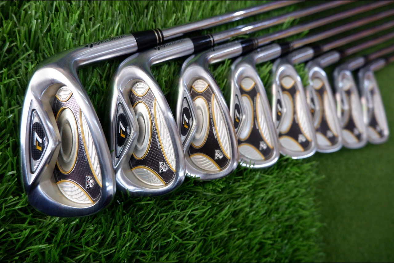 IRONSET TAYLORMADE R7