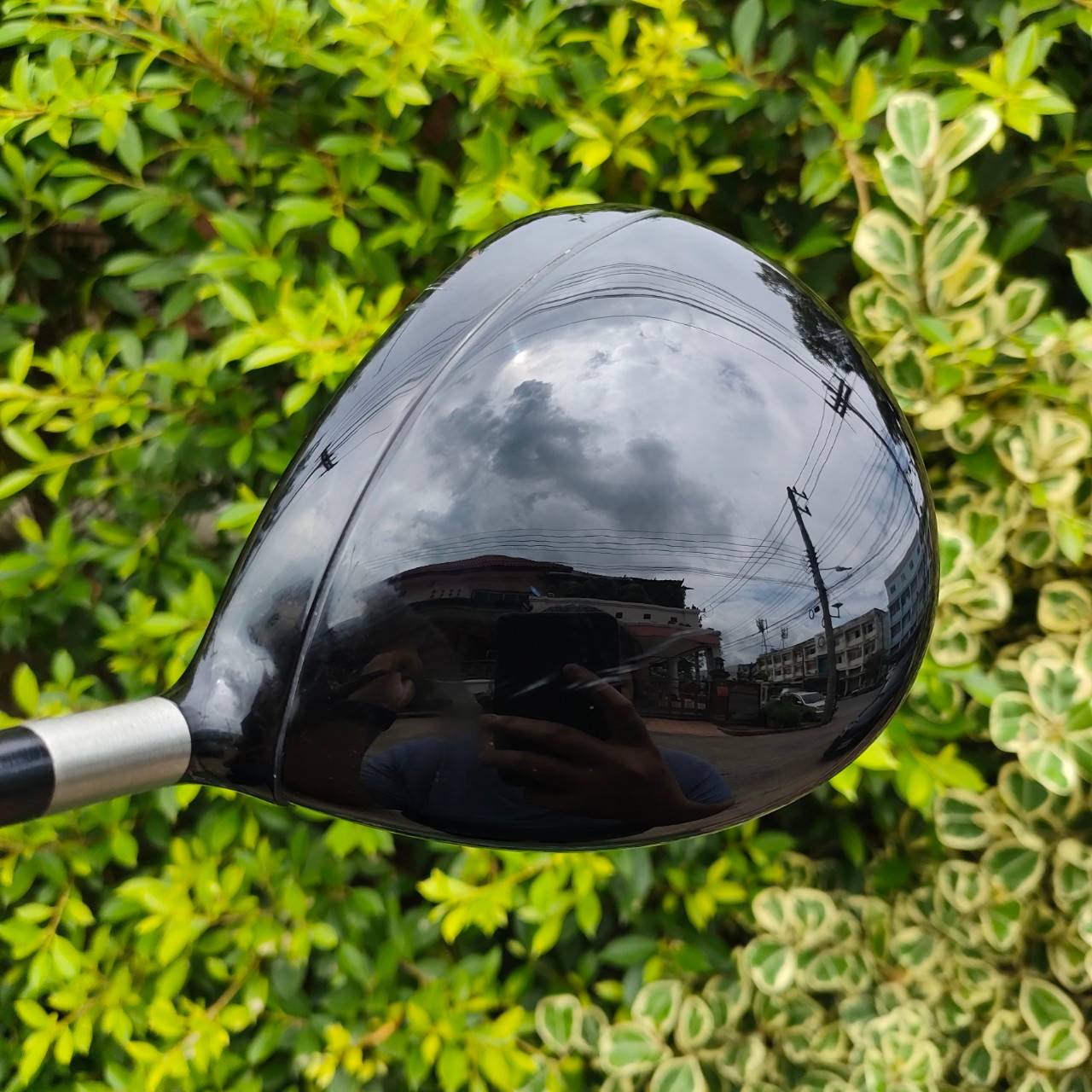 DRIVER CALLAWAY RAZR HAWK องศา 9.5 ก้าน DIAMANA FLEX S ก้านเป็นหมื่น!!! มาพร้อม COVER เดิมๆ สภาพสวยมากเดิมๆ หัวนี้ดีไซน์ทันสมัย เท่ห์ ดุดัน ตีแบบโดนเต็มๆ คือไกลแบบสุดพลังครับ ตีง่าย หัวใหญ่ ชดเชยความผิดพลาดสูง ราคาน่าเล่นมาก!!!