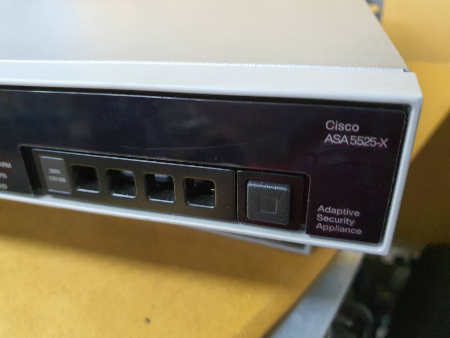Cisco ASA 5525-X ASA5525 8-Port พร้อม ssd 128GB