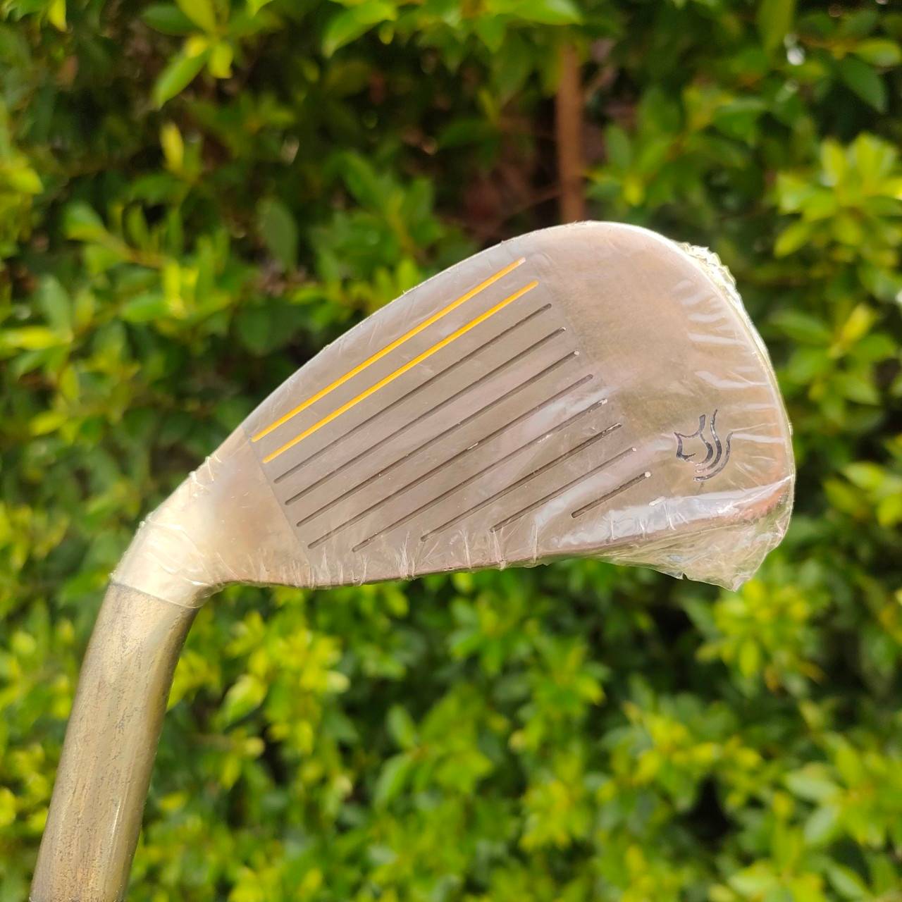 ชุดเหล็ก GARY PLAYER ANVIL CLASSIC ของใหม่!!! มีเหล็ก 3-9 เเละ PW SW ก้าน ANVIL HMG 45 FLEX C ก้านค่อนข้างอ่อน ตีสบายๆ!! ไม้กอล์ฟมือหนึ่ง ของแท้ BY NakaraLuxurious