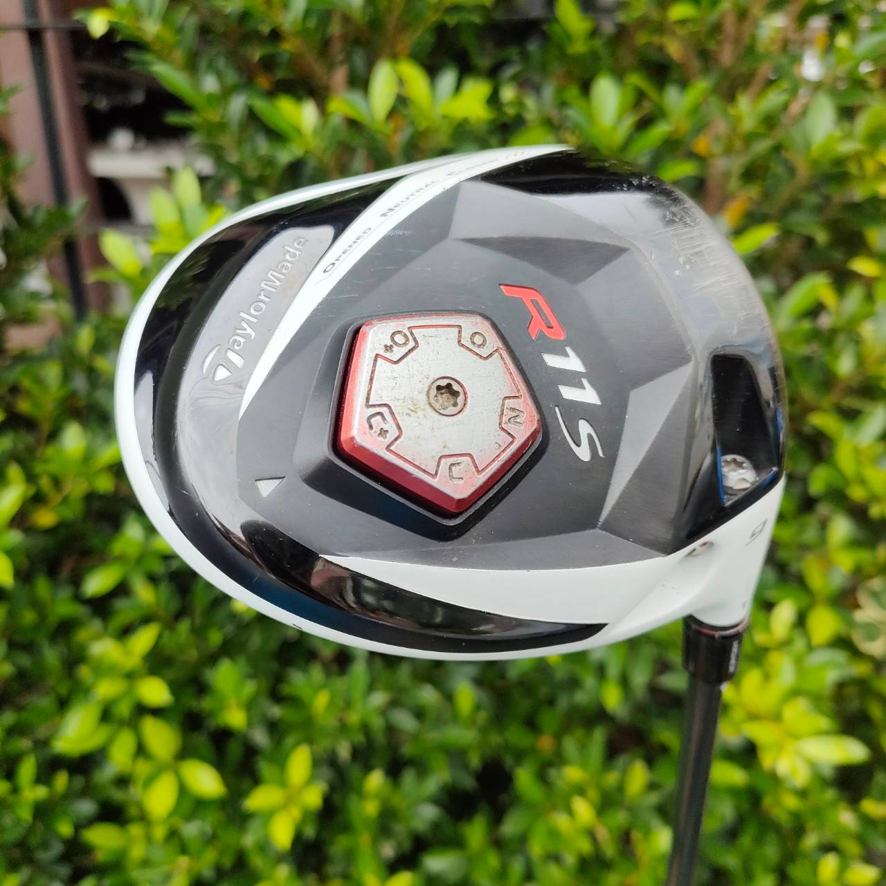 DRIVER TAYLORMADE R11S ก้าน FUJIKURA MOTORE FLEX R องศา 9 ตัวนี้ตีมันและตีดีที่สุด ในตระกูล R ของ Taylormade รุ่น S เพิ่มเทคโนโลยีเข้ามามากครับ