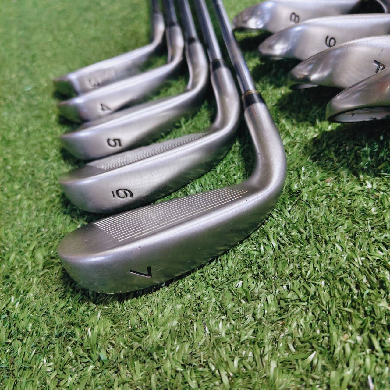 ชุดเหล็ก TaylorMade r7 – ตีง่าย ฟีลดี เพิ่มสปีดแม้ตีไม่โดนกลางหน้าไม้!