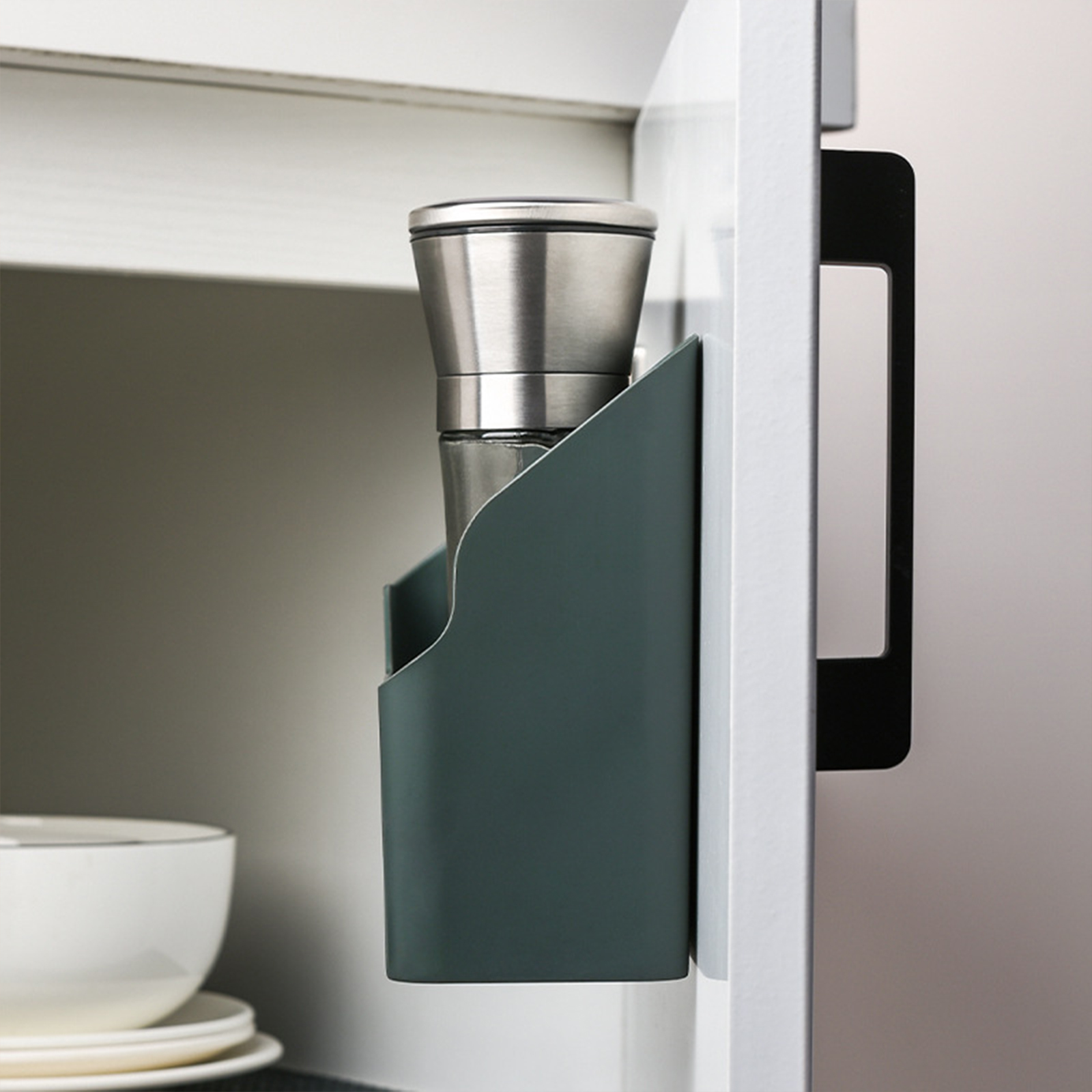 ชั้นวางแขวนเครื่องปรุง ติดบานตู้ รุ่น J20002 ติดแน่น ไมหลุดง่าย รองรับน้ำหนักได้ 2.5kg มีให้เลือก 3สี