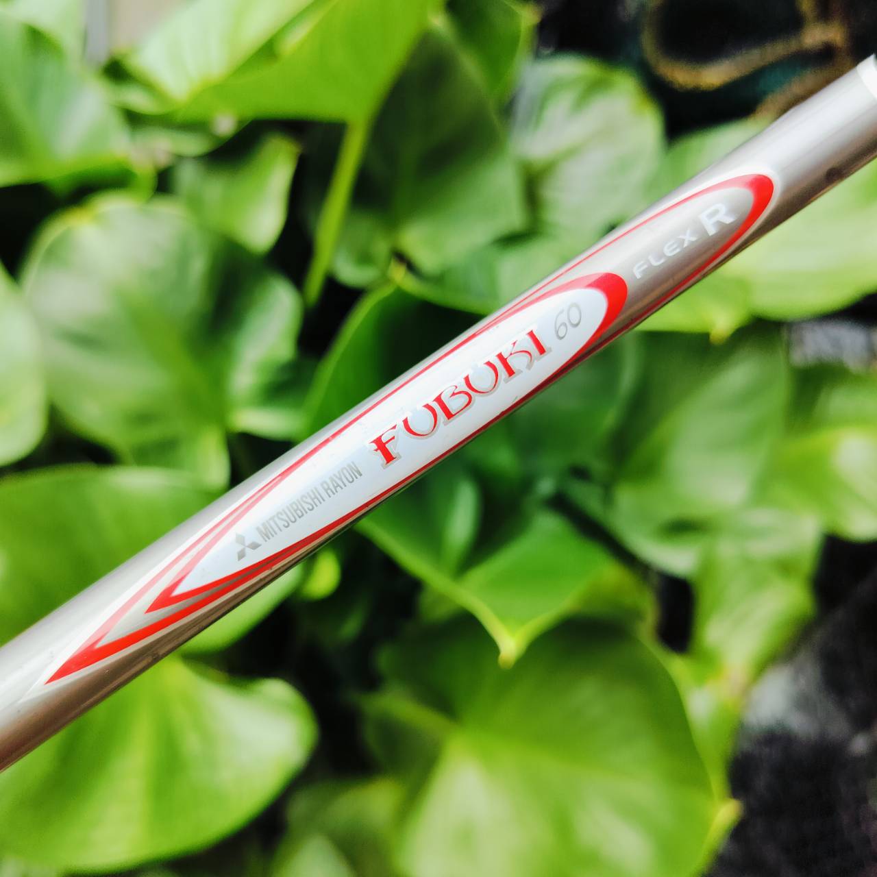 UT3 Taylormade BURNER SUPERFAST 2.0 องศา 18 ก้าน FUBUKI FLEX R ตีง่ายแบบมากๆ หัวยื่นไปด้านหลัง ทำให้ M.O.I.สูงขึ้น ตีไกลมากๆ และพื้น SOLE ออกแบบได้ดีมาก ไม้กอล์ฟพรีเมี่ยมมือสอง ของแท้ By NakaraLuxurious
