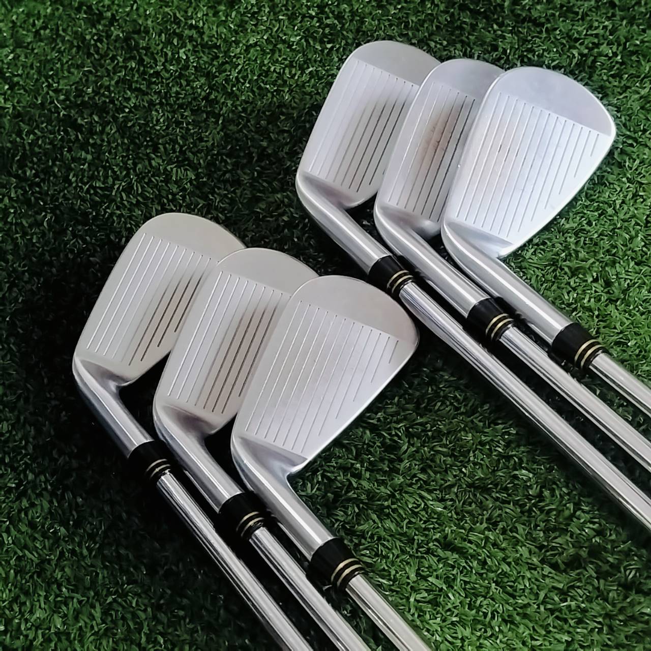 ชุดเหล็ก Titleist AP2 716 FORGED ก้าน True Temper M-80 R มีเหล็ก 5 6 7 8 9 PW . ให้ประสิทธิภาพอันยอดเยี่ยม ไม้กอล์ฟพรีเมี่ยมมือสอง ของแท้ By NakaraLuxurious