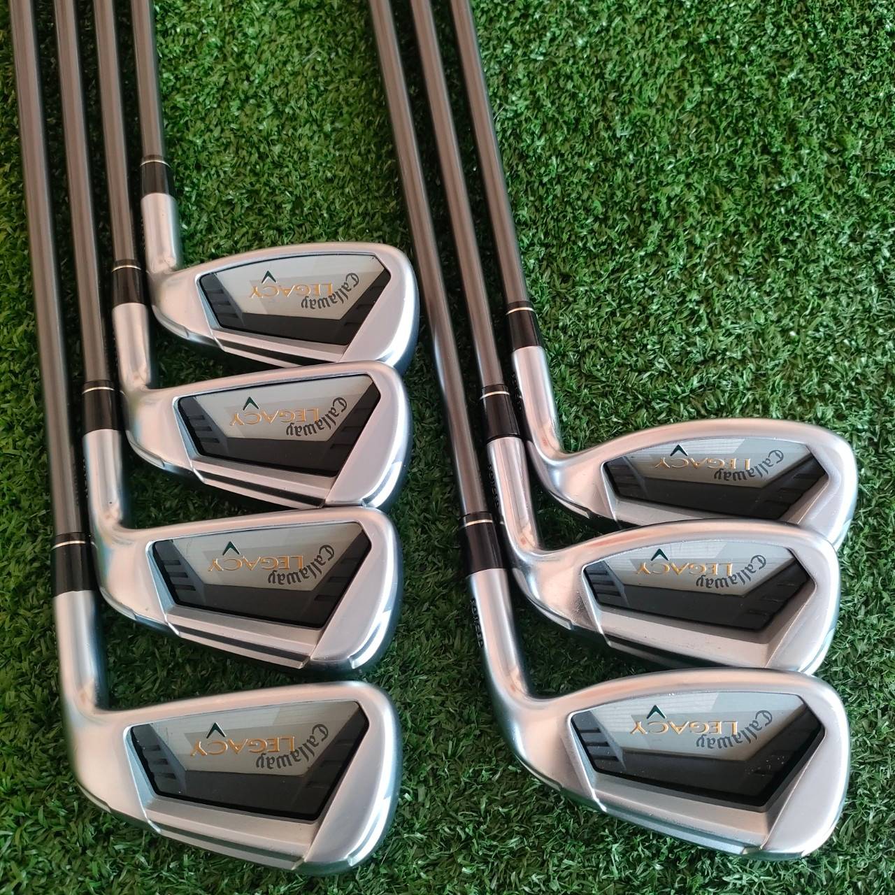 ชุดเหล็ก CALLAWAY LEGACY V มีเหล็ก 5-9 เเละ PW SW ก้าน LEGACY FLEX R เป็นเหล็กเนื้อ FORGED แท้ แต่ยังมี CAVITY ที่ลึกมาก!! สภาพสวยมาก!! ไม้กอล์ฟมือสอง ของแท้ BY NakaraLuxurious