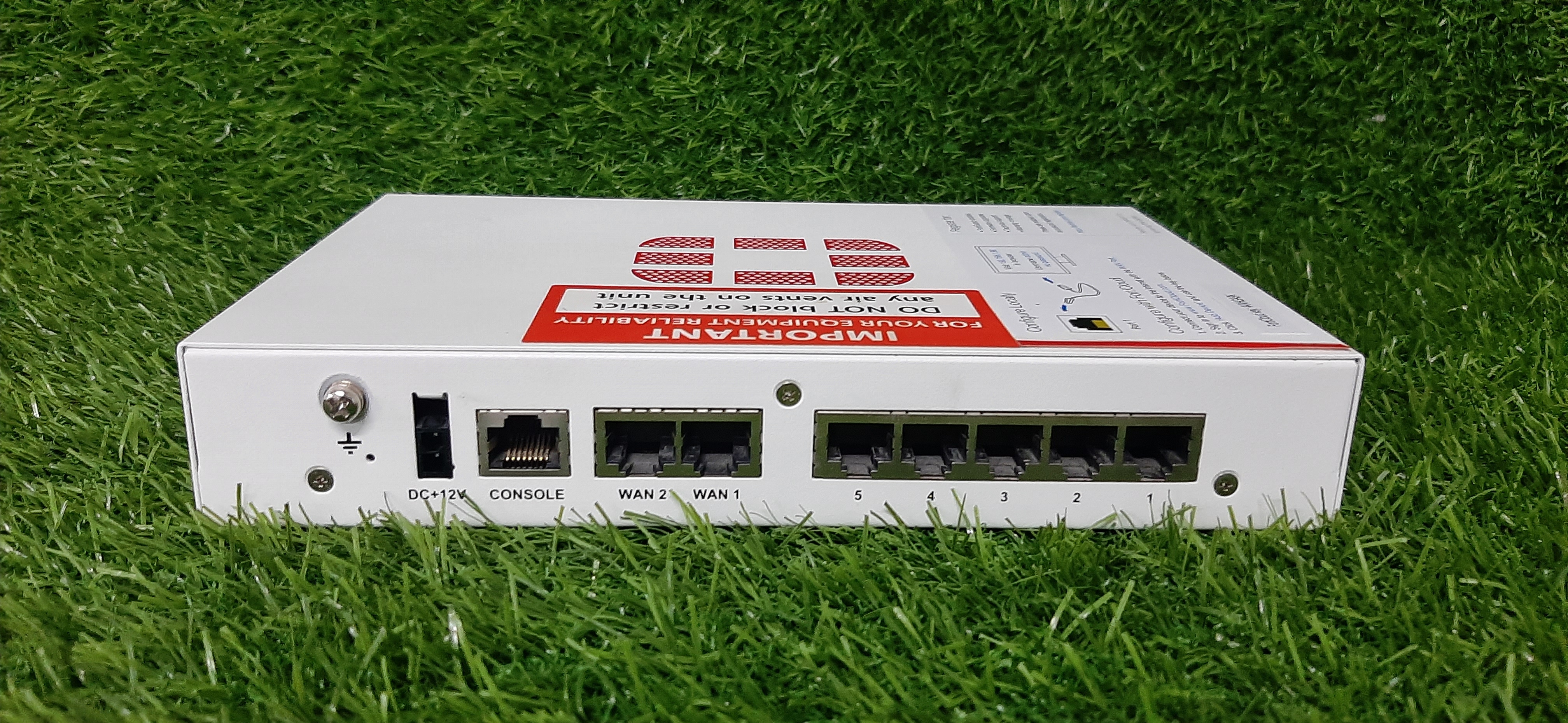 ฟอร์ติเน็ต FortiGate 50E พร้อมอะแดปเตอร์ มือสองสภาพดี ประกันร้าน 1 เดือน