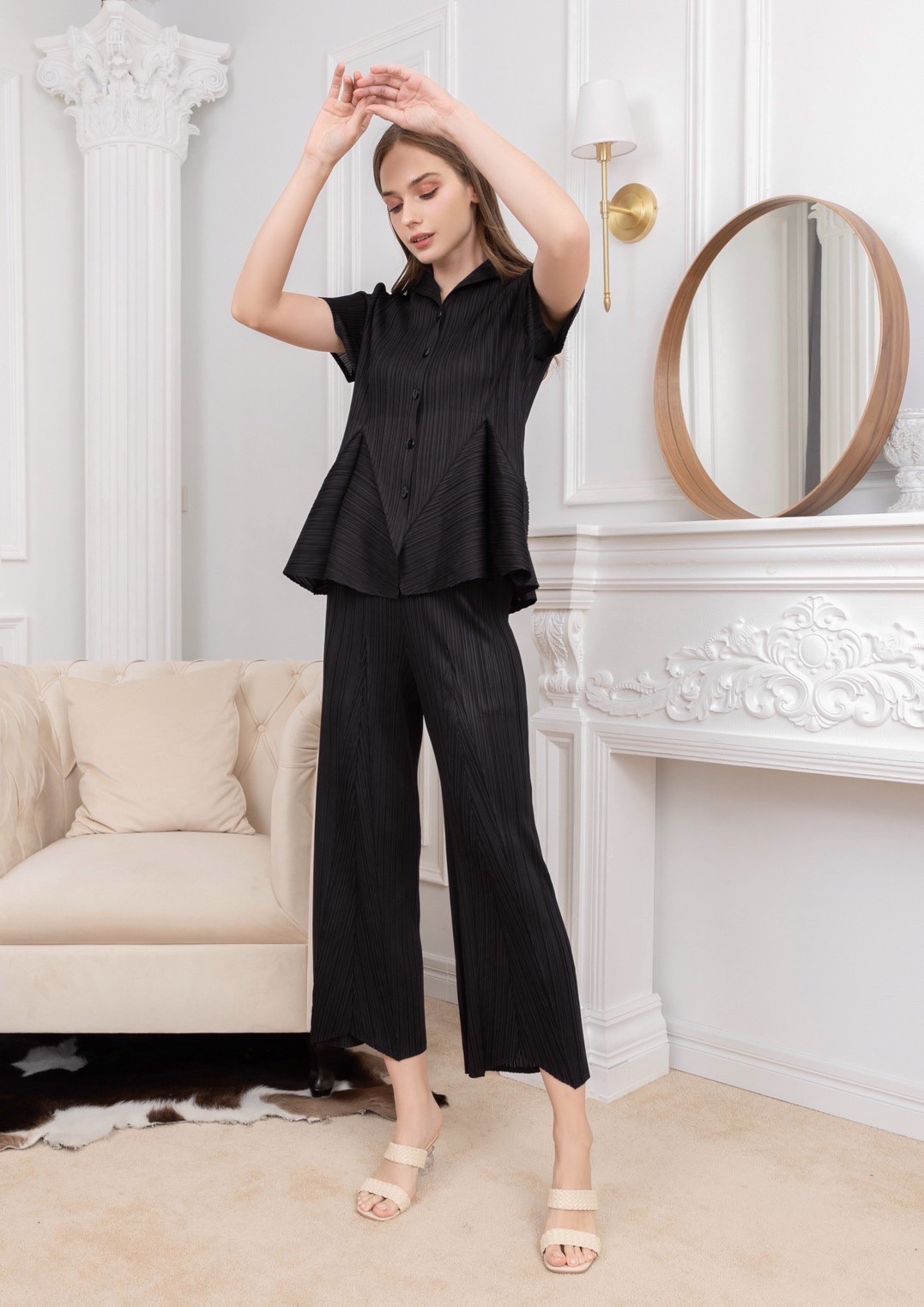 2MUAY รุ่น GJO2103/GJO2088-1 เซ็ตพลีทคุณภาพ เซ็ตใส่ได้บ่อย 8สี FREE SIZE BUTTONFRONT VOLUME TOP PLEATED SET