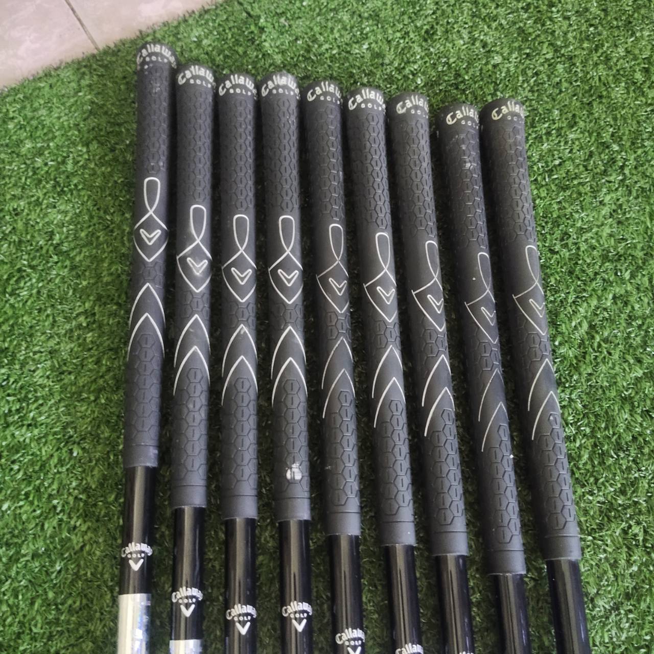 ชุดเหล็ก Callaway X-20 (9 ชิ้น) ก้านเสียบแบบทะลุที่เป็นเอกลักษณ์ หน้าไม้ออกแบบแบบ Wide Sole