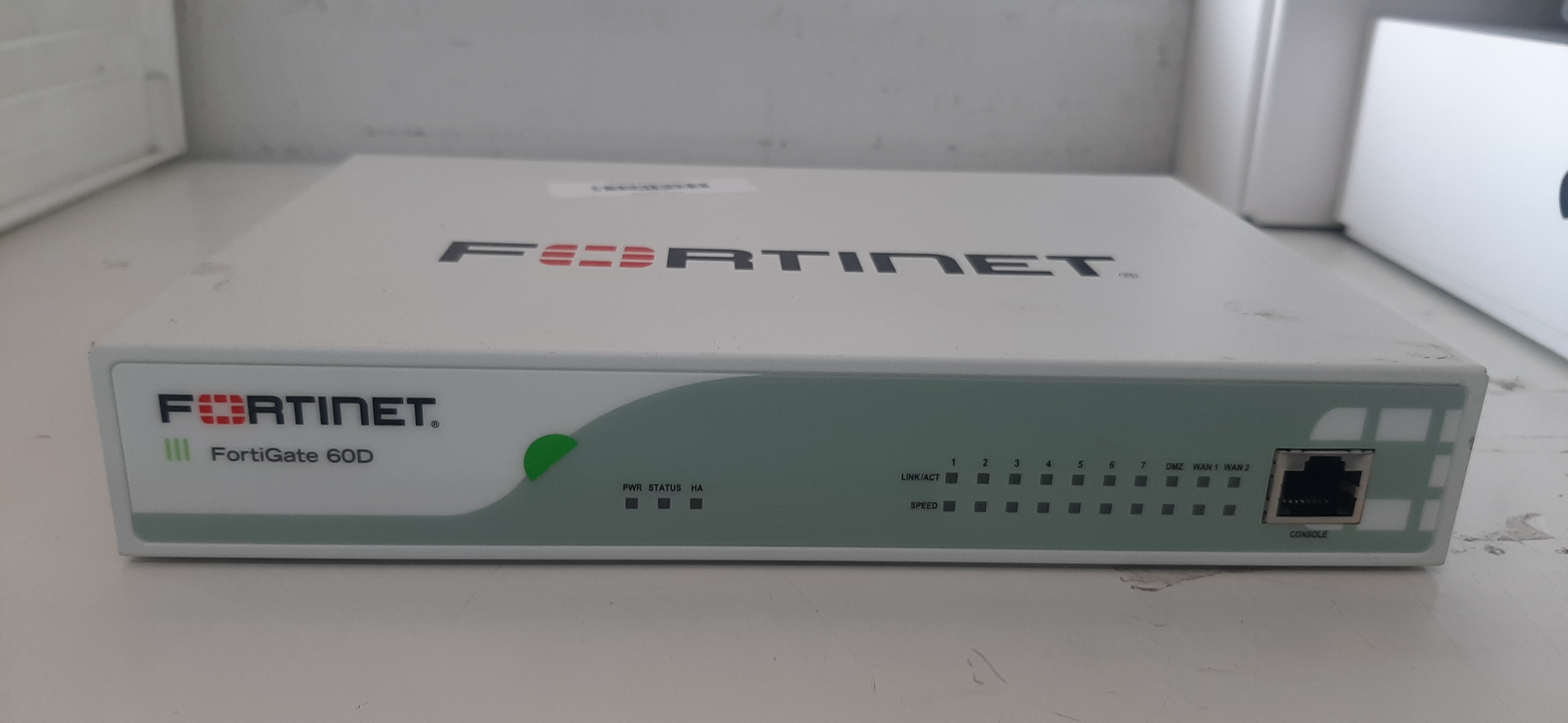 Fortinet FortiGate 60D มือสอง มีประกันร้าน ดูแลดี