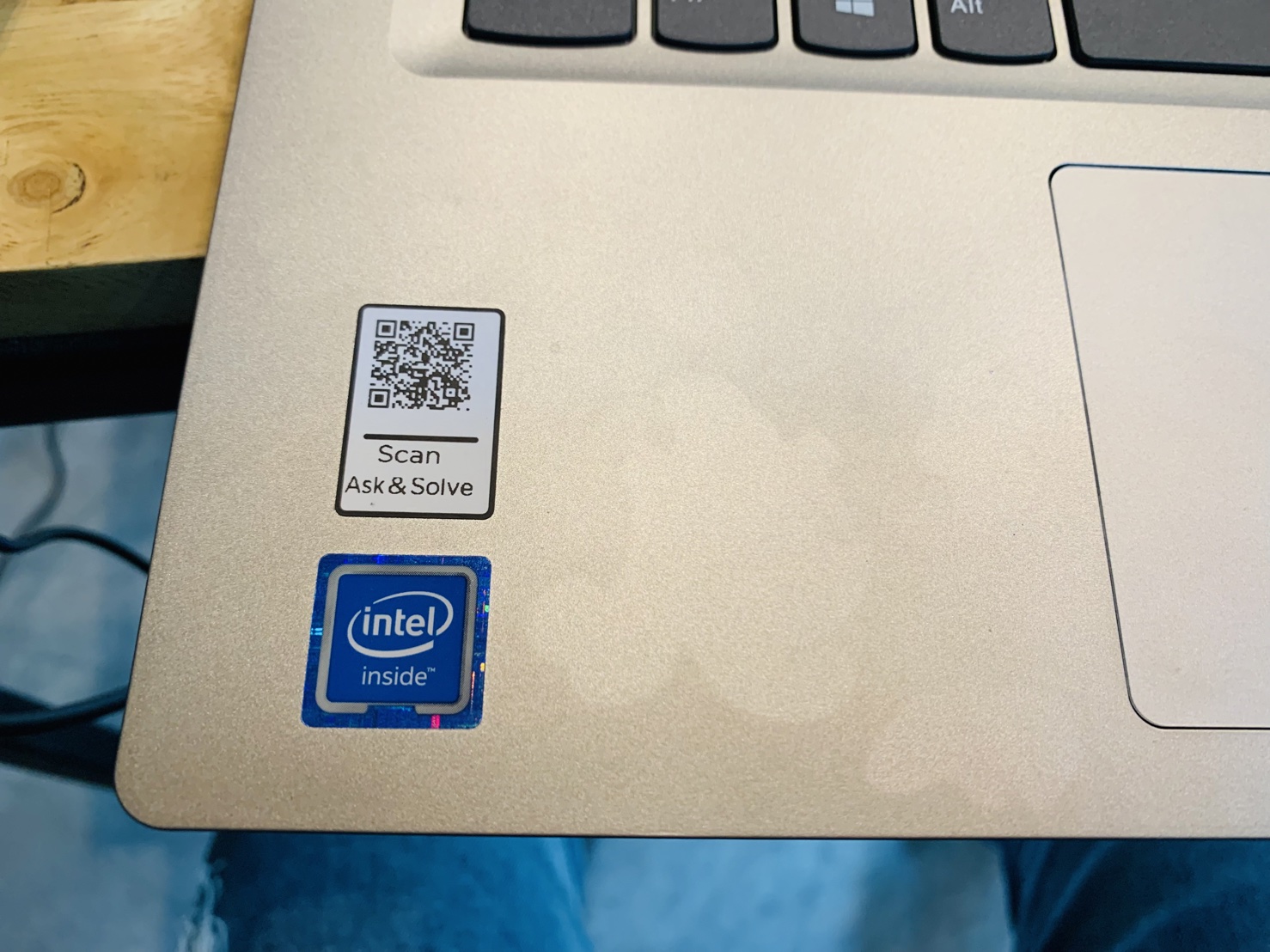 โน้ตบุ๊ค Notebook Lenovo 81A5 (N3350/4GB/128GB)+Adapter