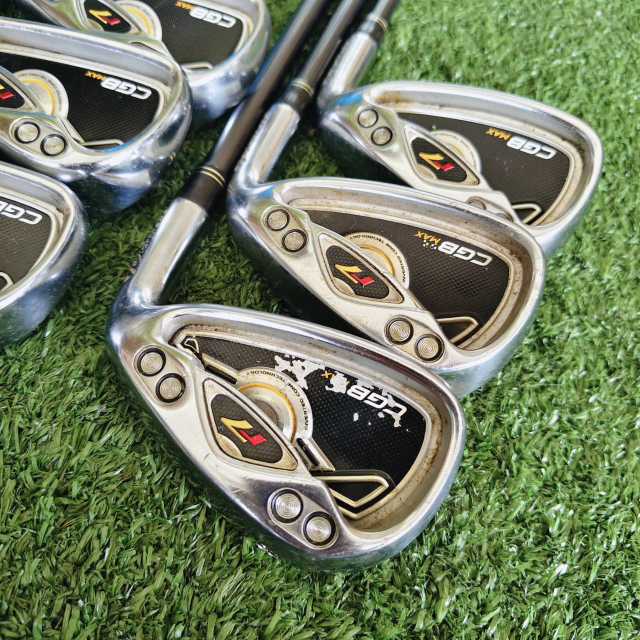 ชุดเหล็ก TaylorMade R7 CGB MAX หน้าไม้ Titanium บางพิเศษ → รีดสปีดลูกเต็มที่