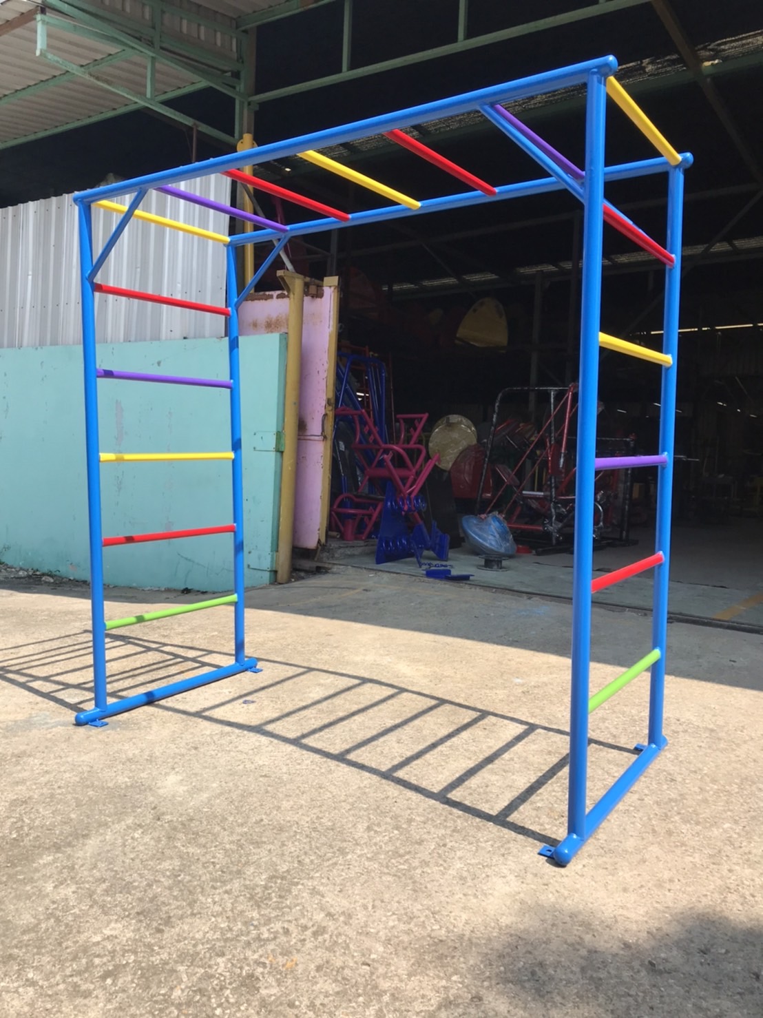 เครื่องเล่นสนาม กลางแจ้ง เหล็ก บาร์โหน Outdoor Playground, ราคาโรงงาน สินค้าสั่งผลิต 10-20 วัน