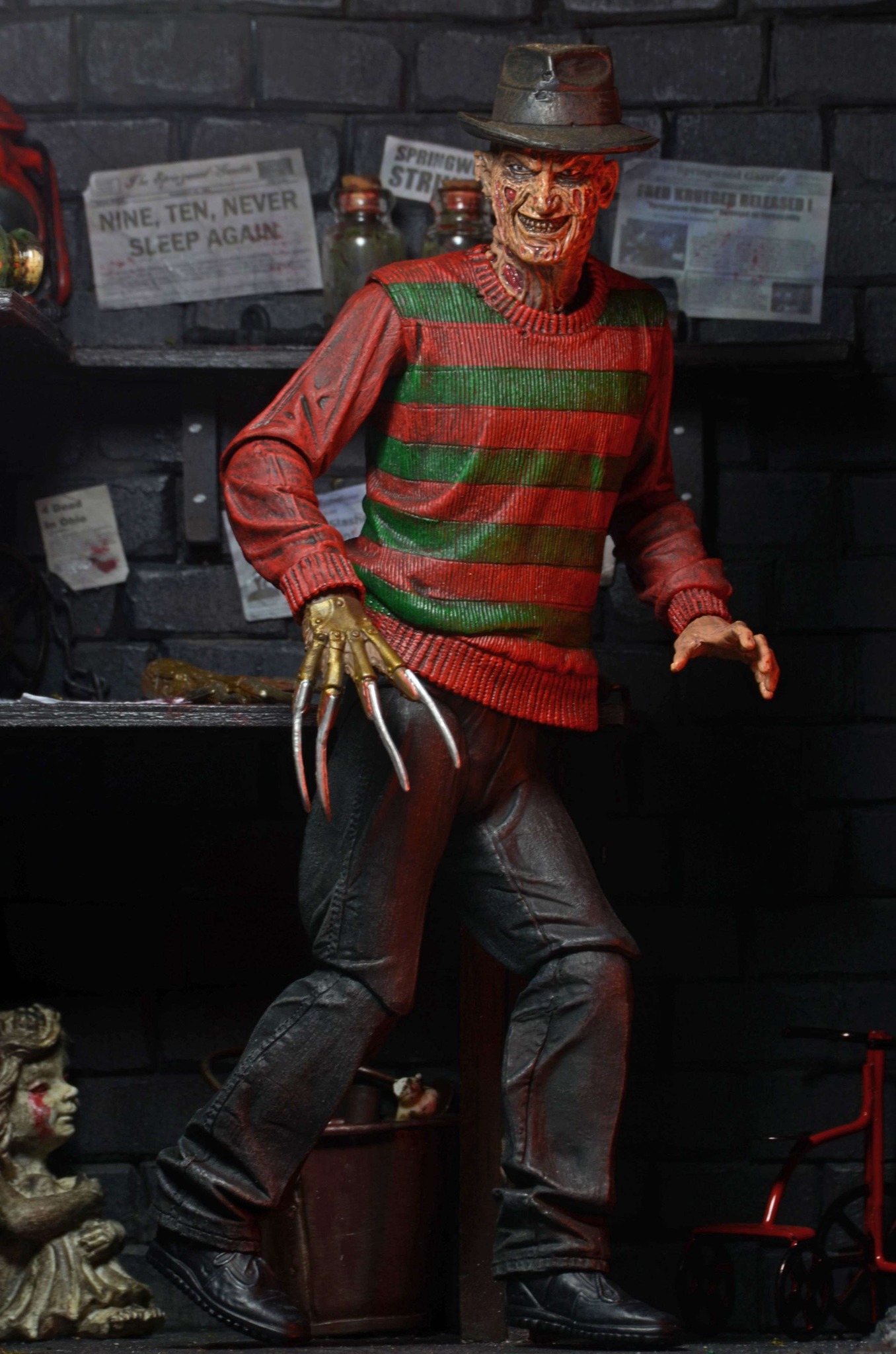 [สั่งจอง]Neca 7" : Ultimate Freddy 30th Anniversary