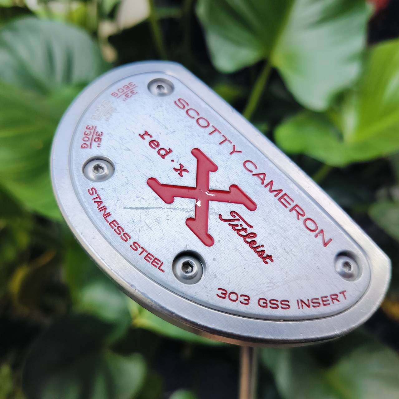 PUTTER TITLEIST SCOTTY CAMERON RED X2 ความยาว 33 นิ้ว กริพ SUPER SGROKE RED X2 ก้านเสียบแบบ CENTER SHAFT ไม้กอล์ฟพรีเมี่ยมมือสอง ของแท้ By NakaraLuxurious